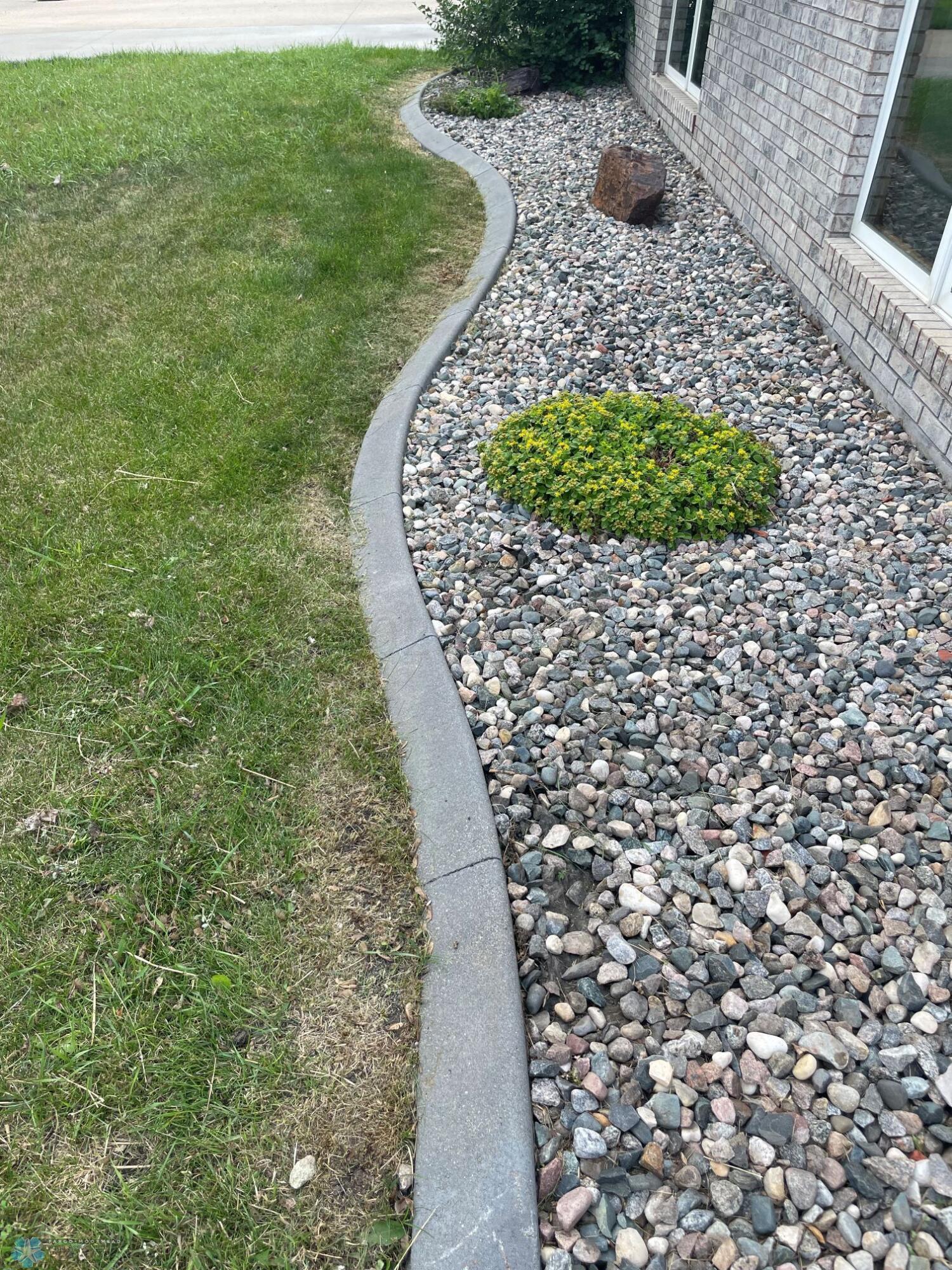 Poured Concrete Edging