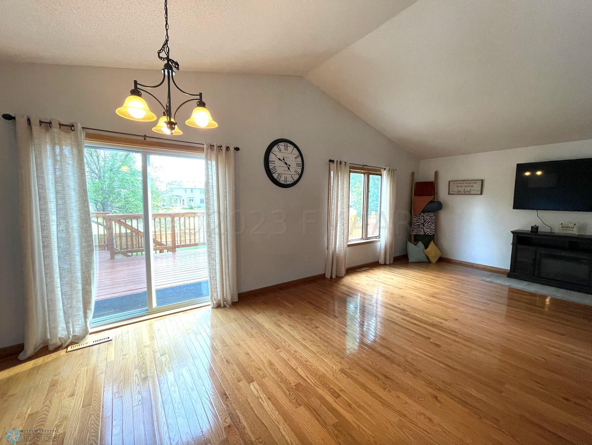 Living Dining