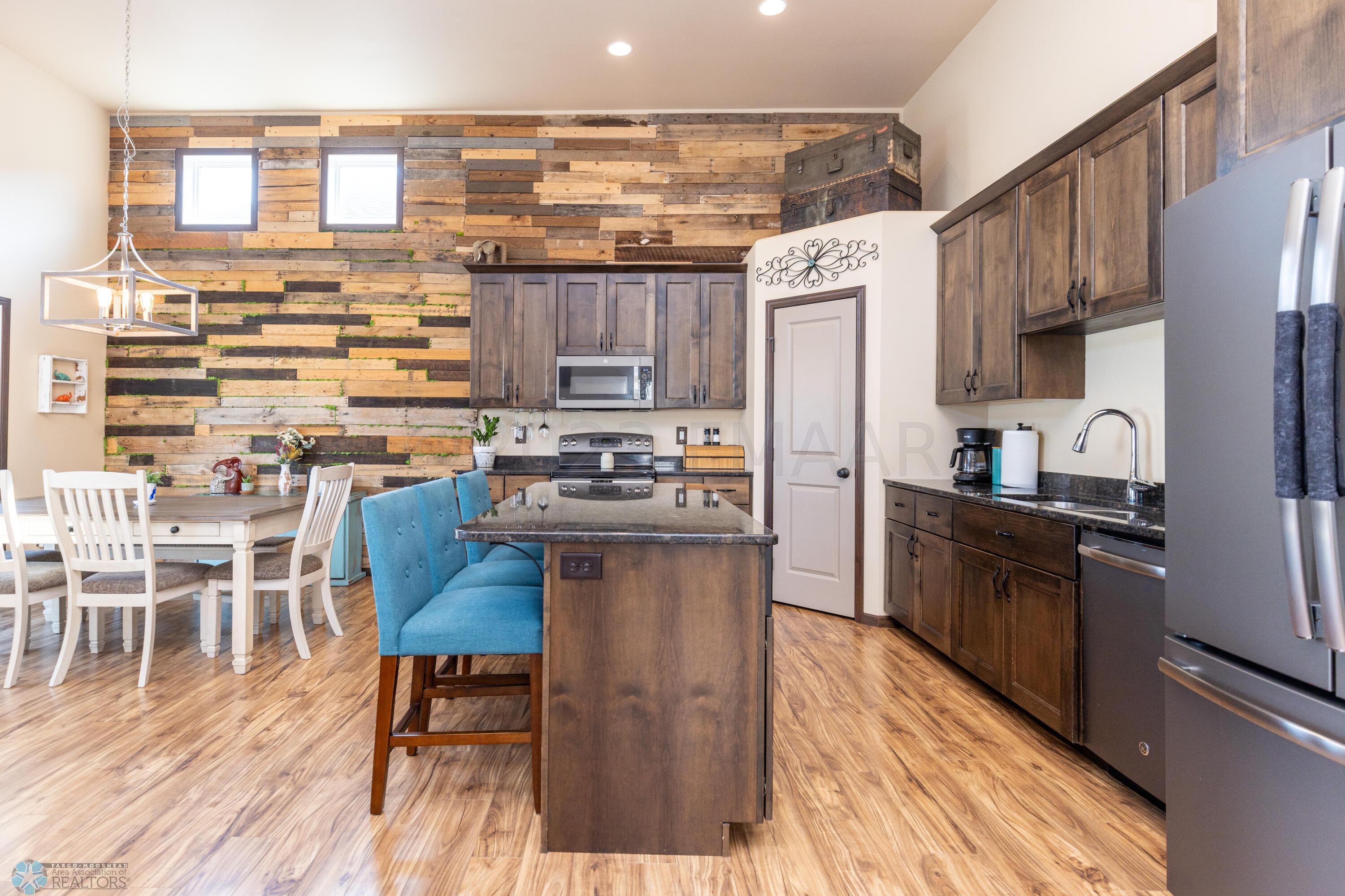 Kitchen/Dining