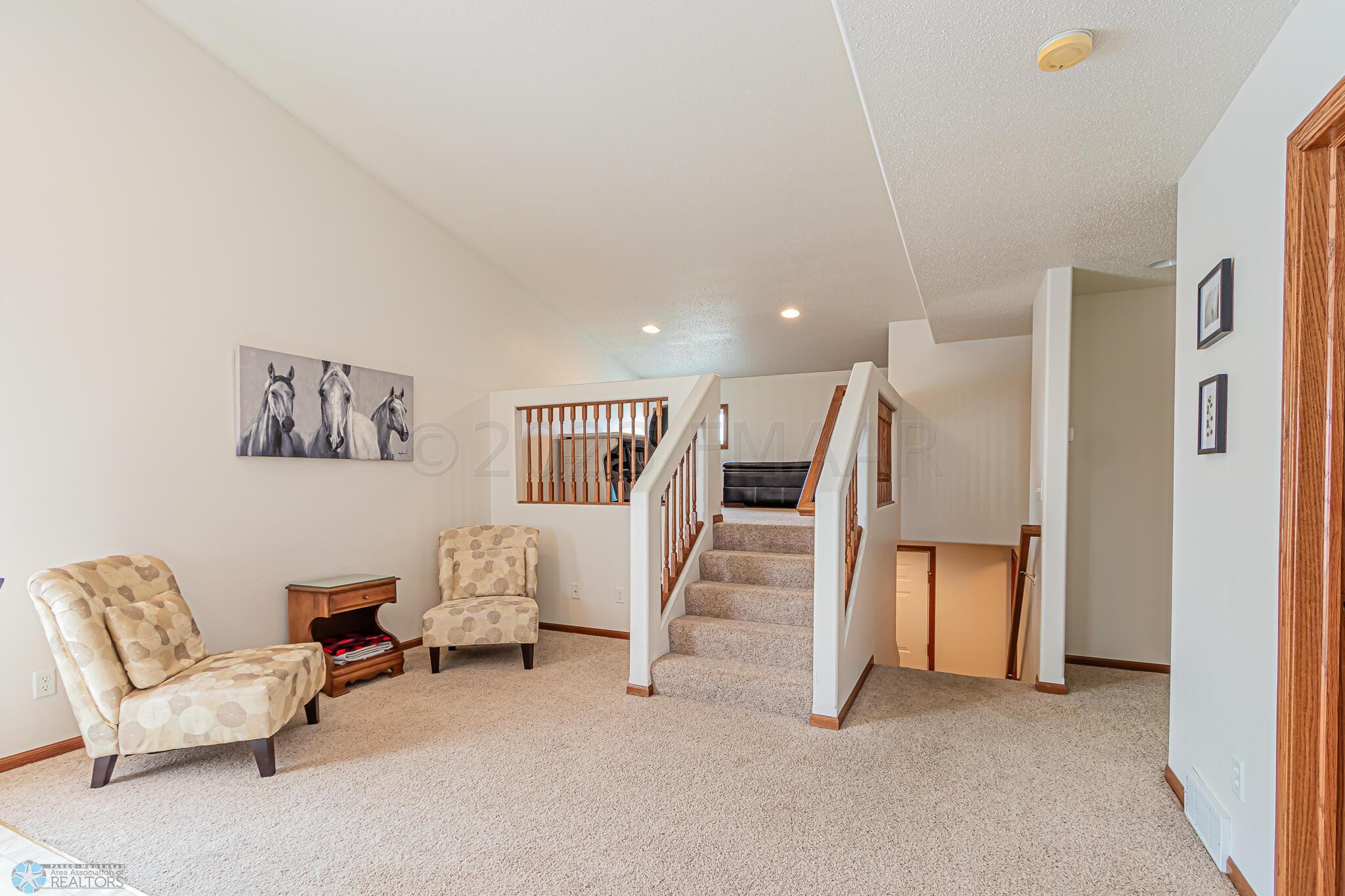 1134 38 1_2 Ave W, West Fargo, ND 58078,