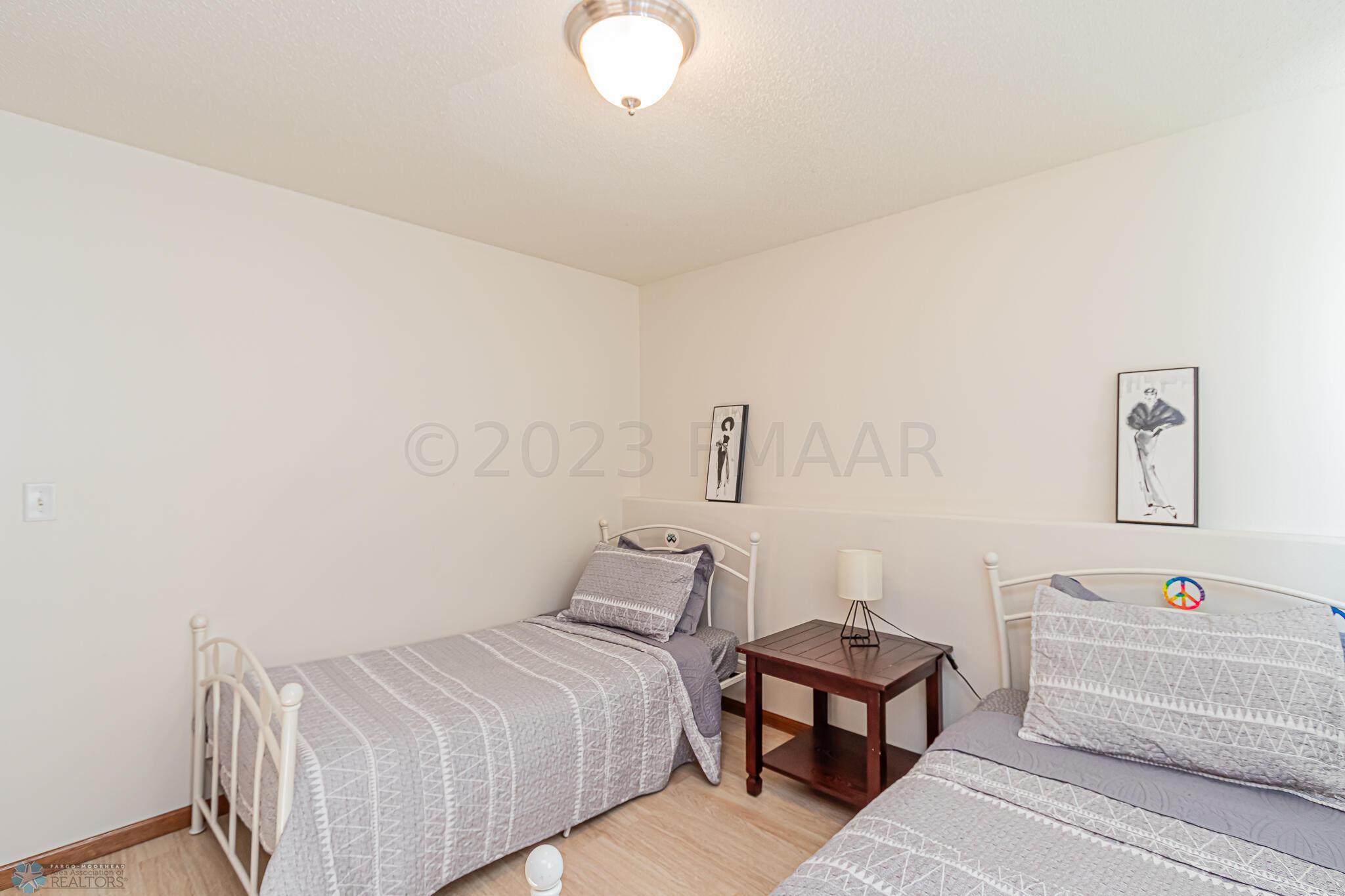 1134 38 1_2 Ave W, West Fargo, ND 58078,
