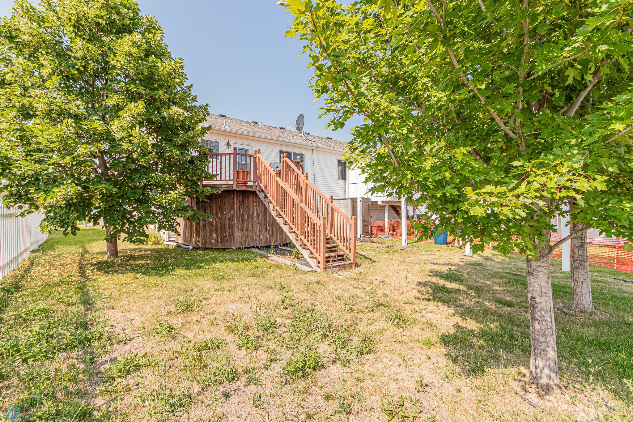 1134 38 1_2 Ave W, West Fargo, ND 58078,