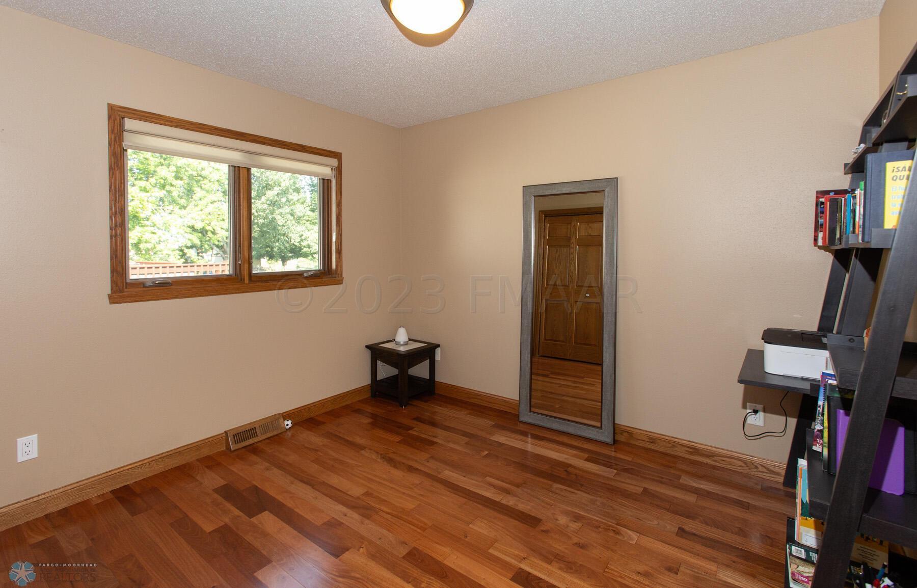 Upper level Bedroom #3
