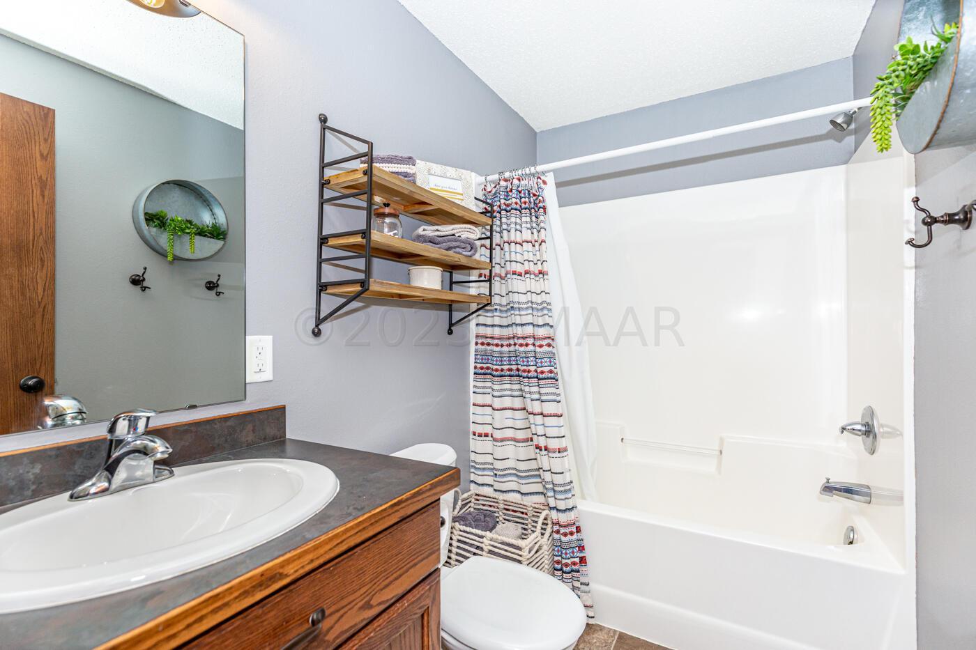 Lower Level Full Bath