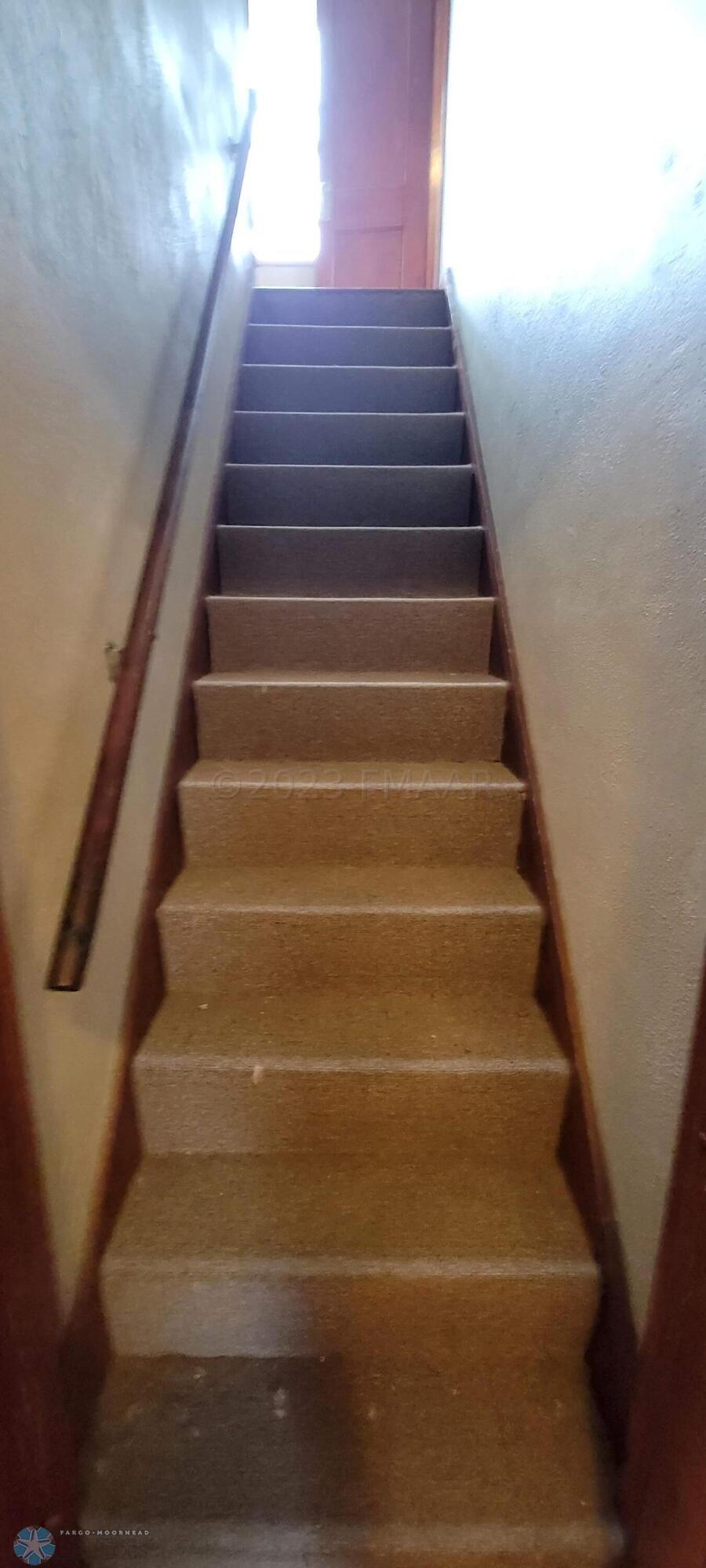 Upper steps