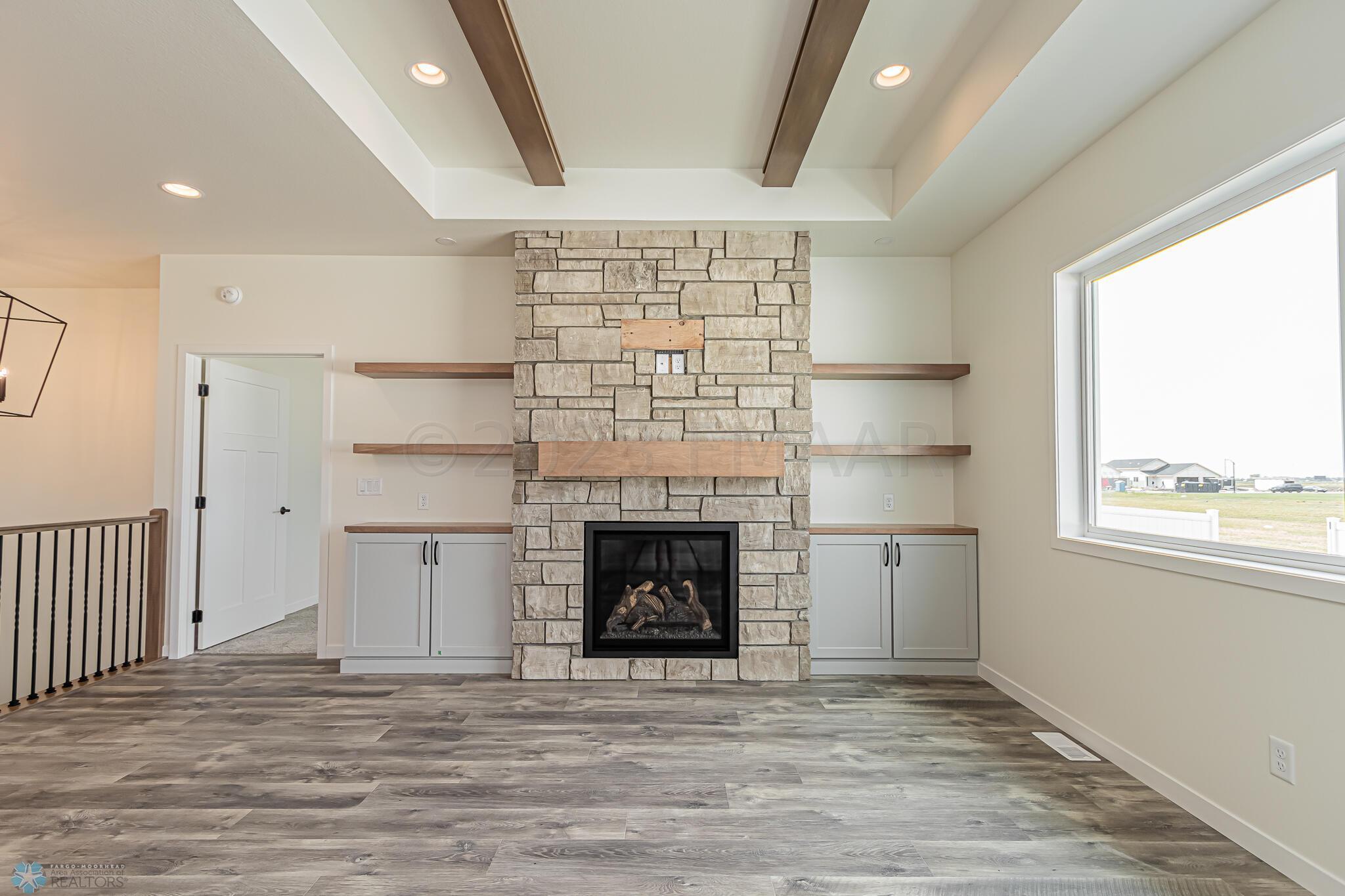 7321 29th St S, Fargo, ND 58104-33