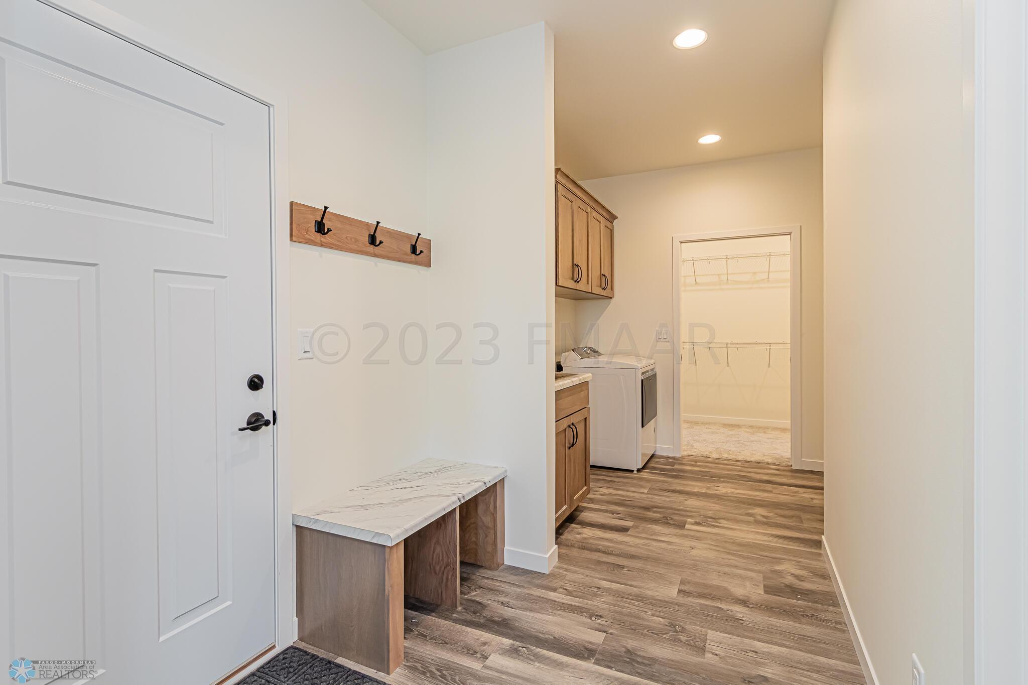 7321 29th St S, Fargo, ND 58104-14