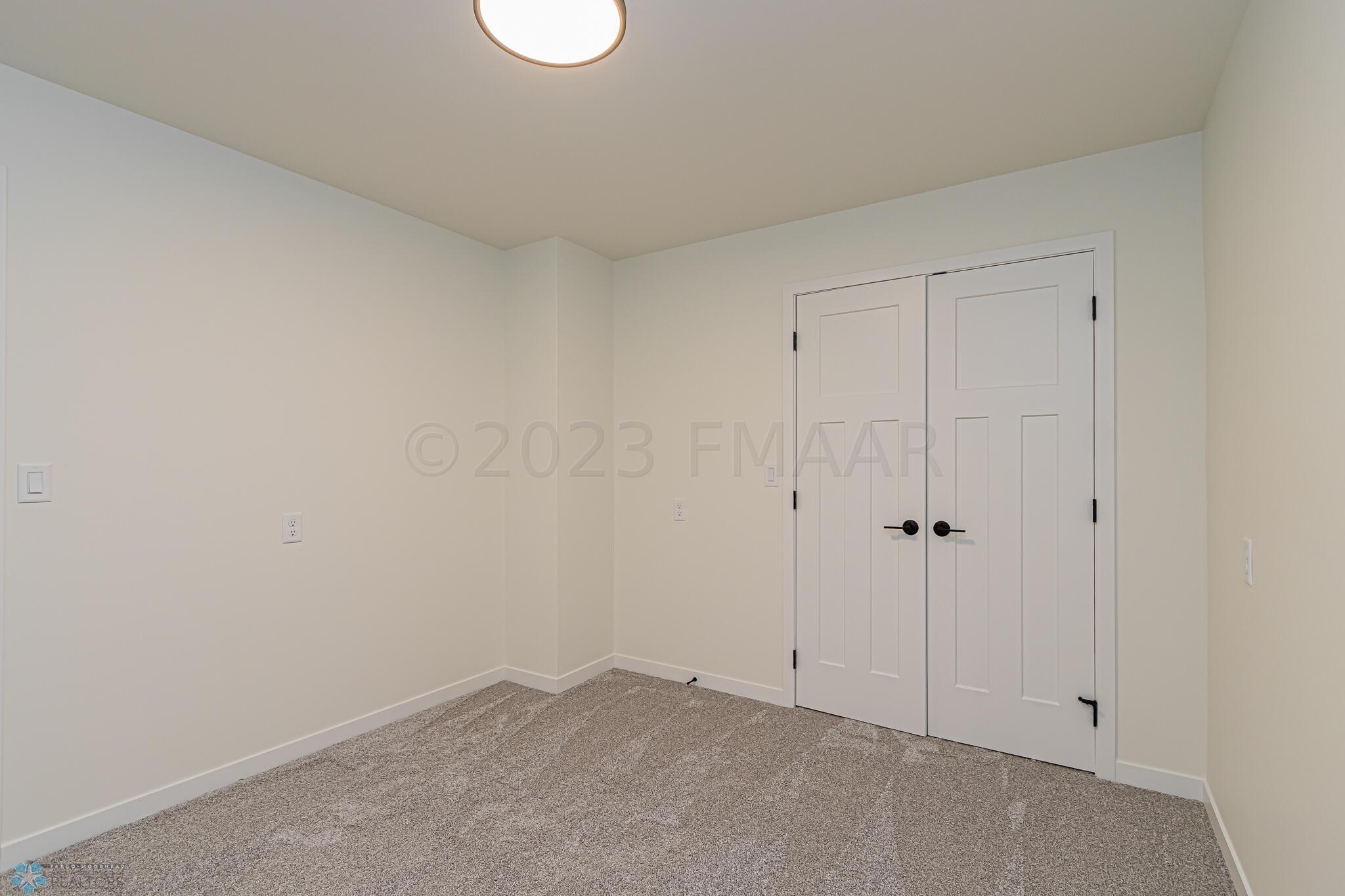 7321 29th St S, Fargo, ND 58104-30