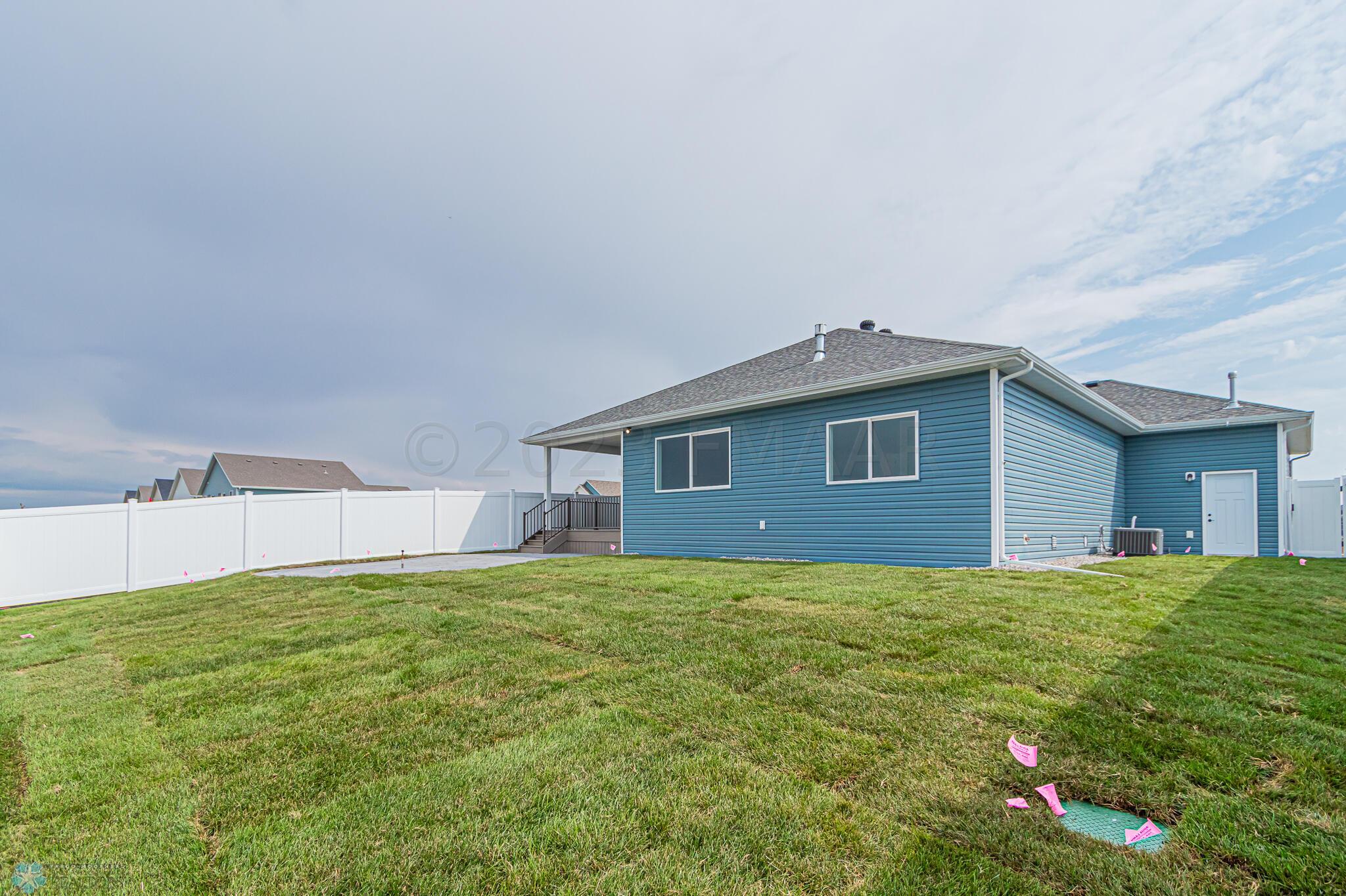 7321 29th St S, Fargo, ND 58104-55