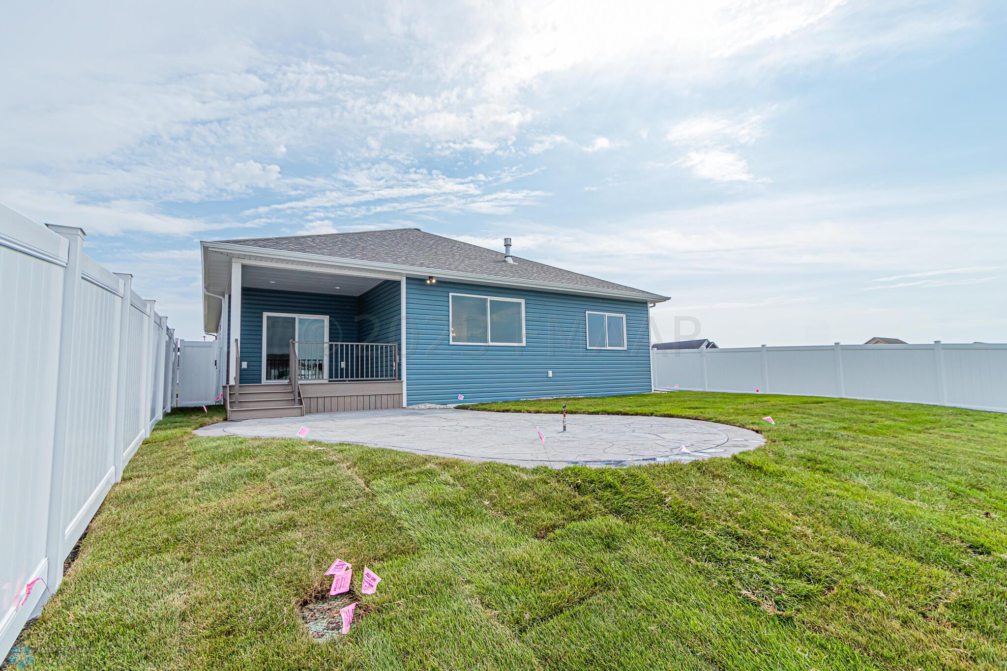 7321 29th St S, Fargo, ND 58104-57