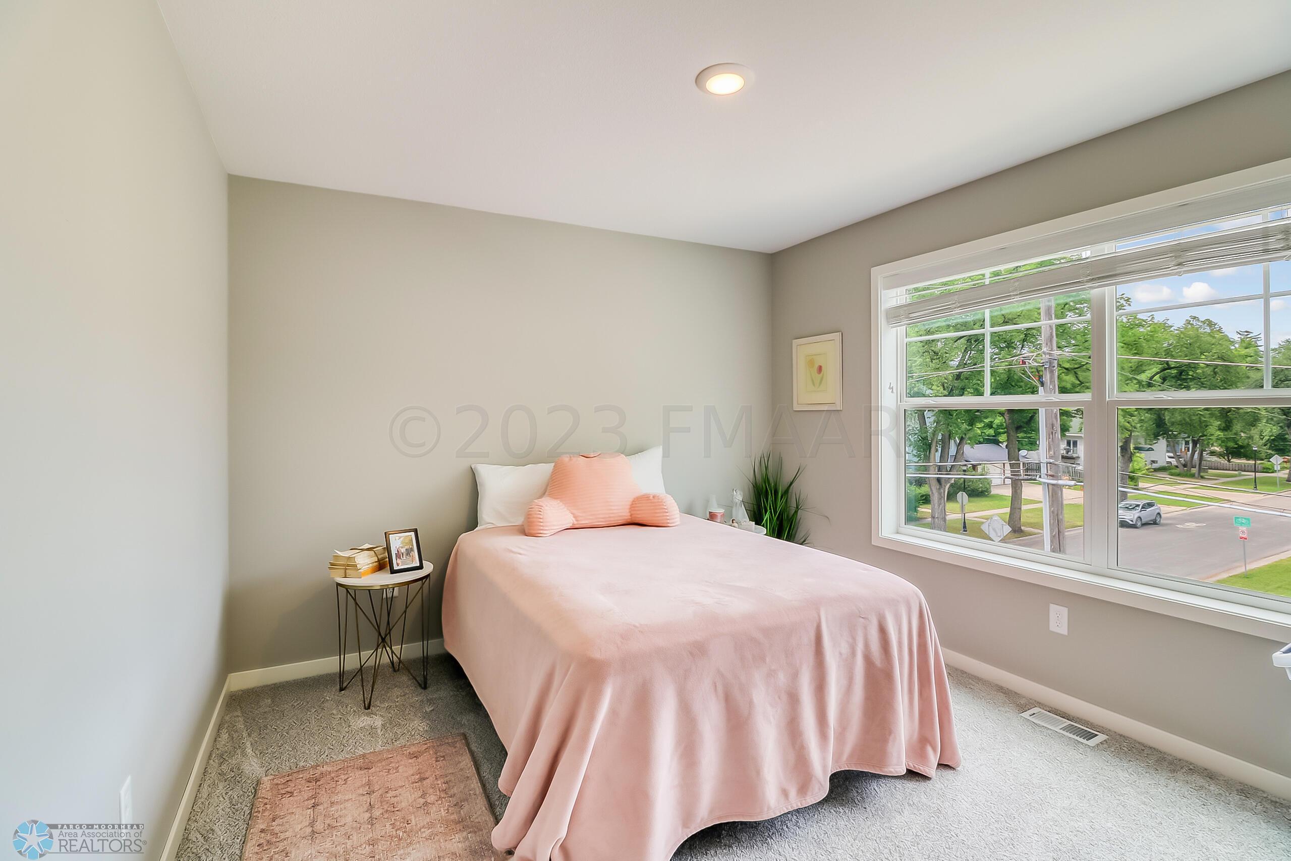 Bedroom1_1
