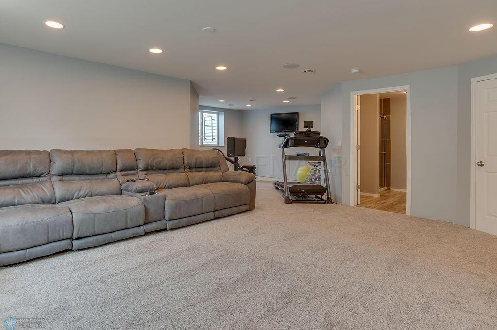 LL fam room