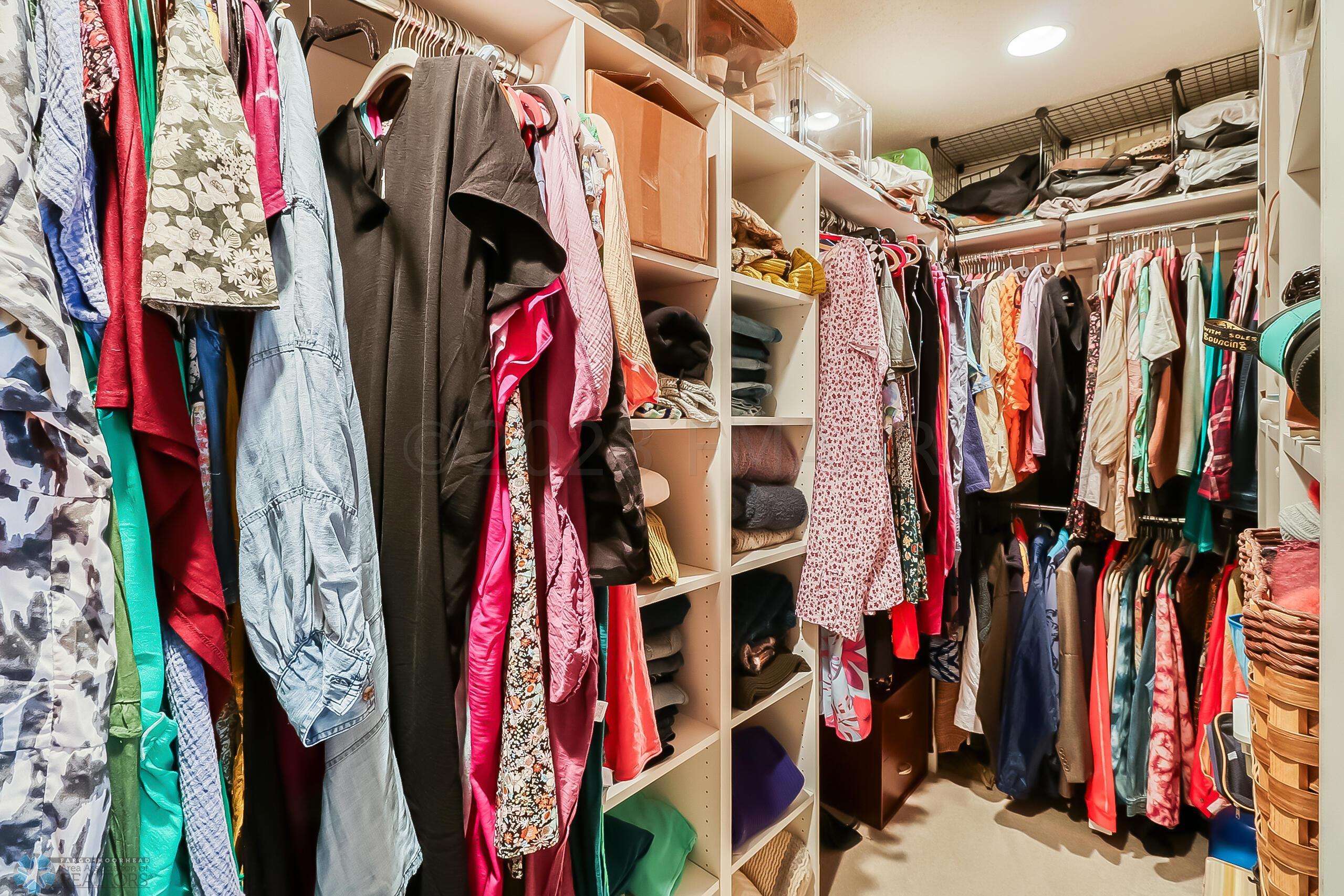Primary Closet1_1