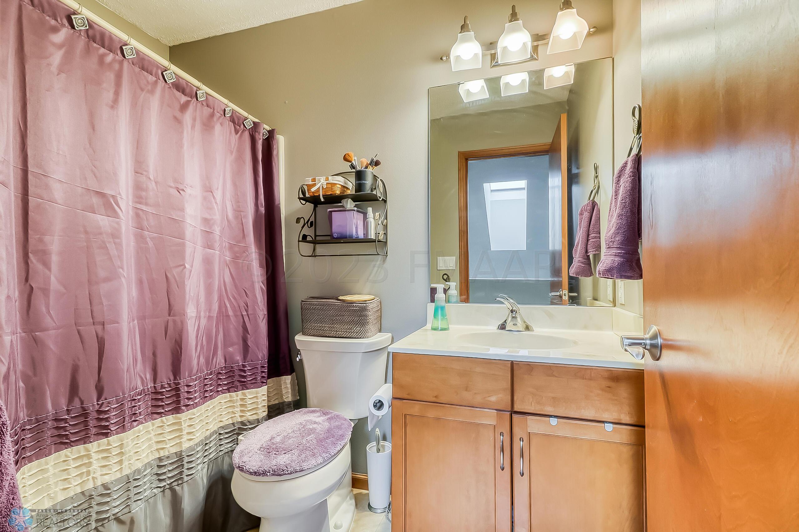 Bathroom1_1
