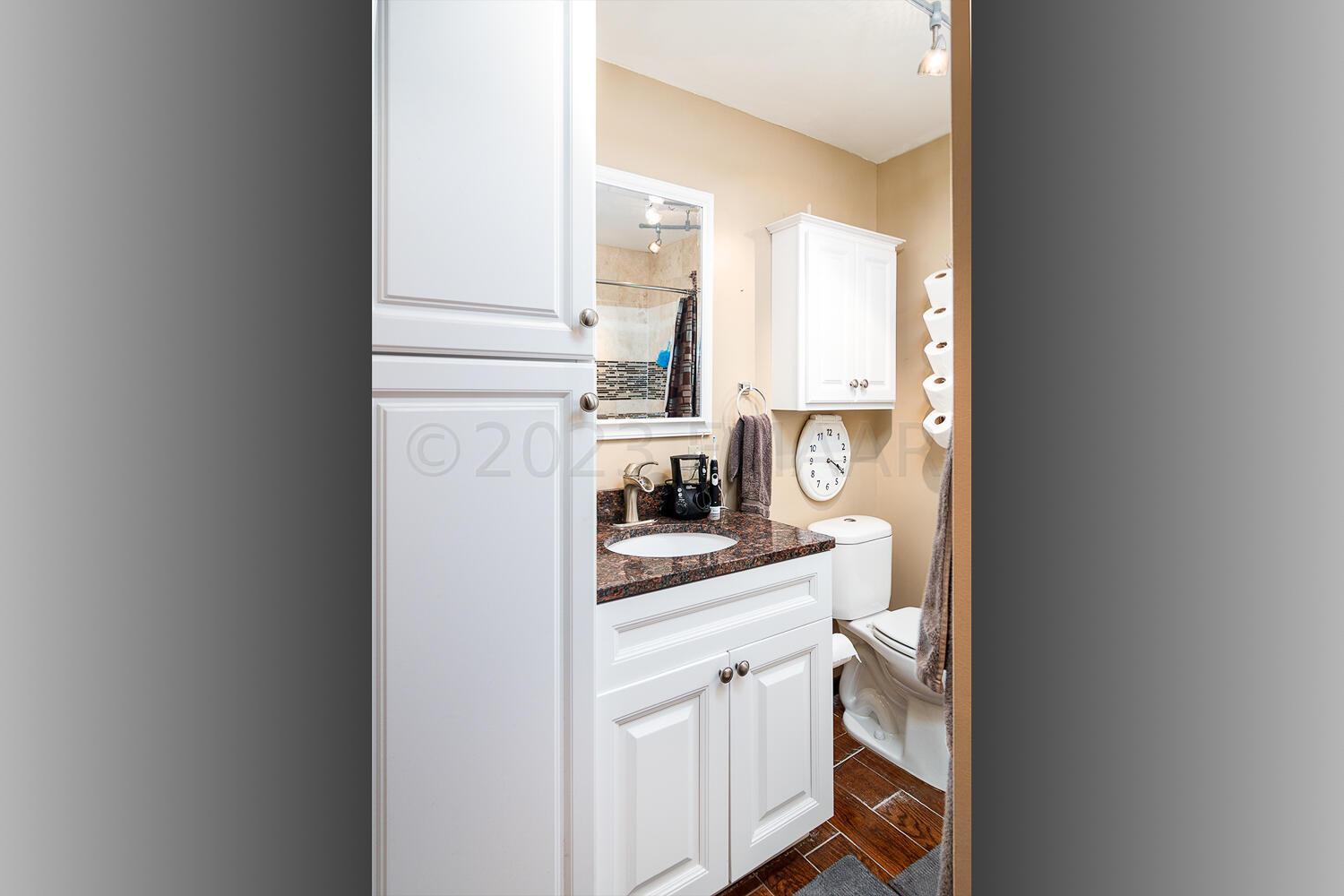Main full bathroom