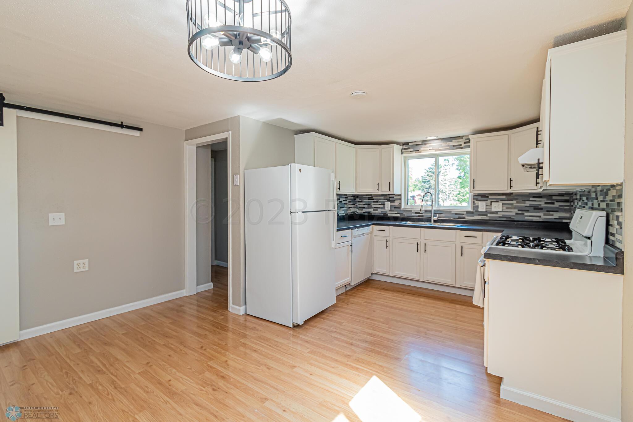 Dining_Room_1