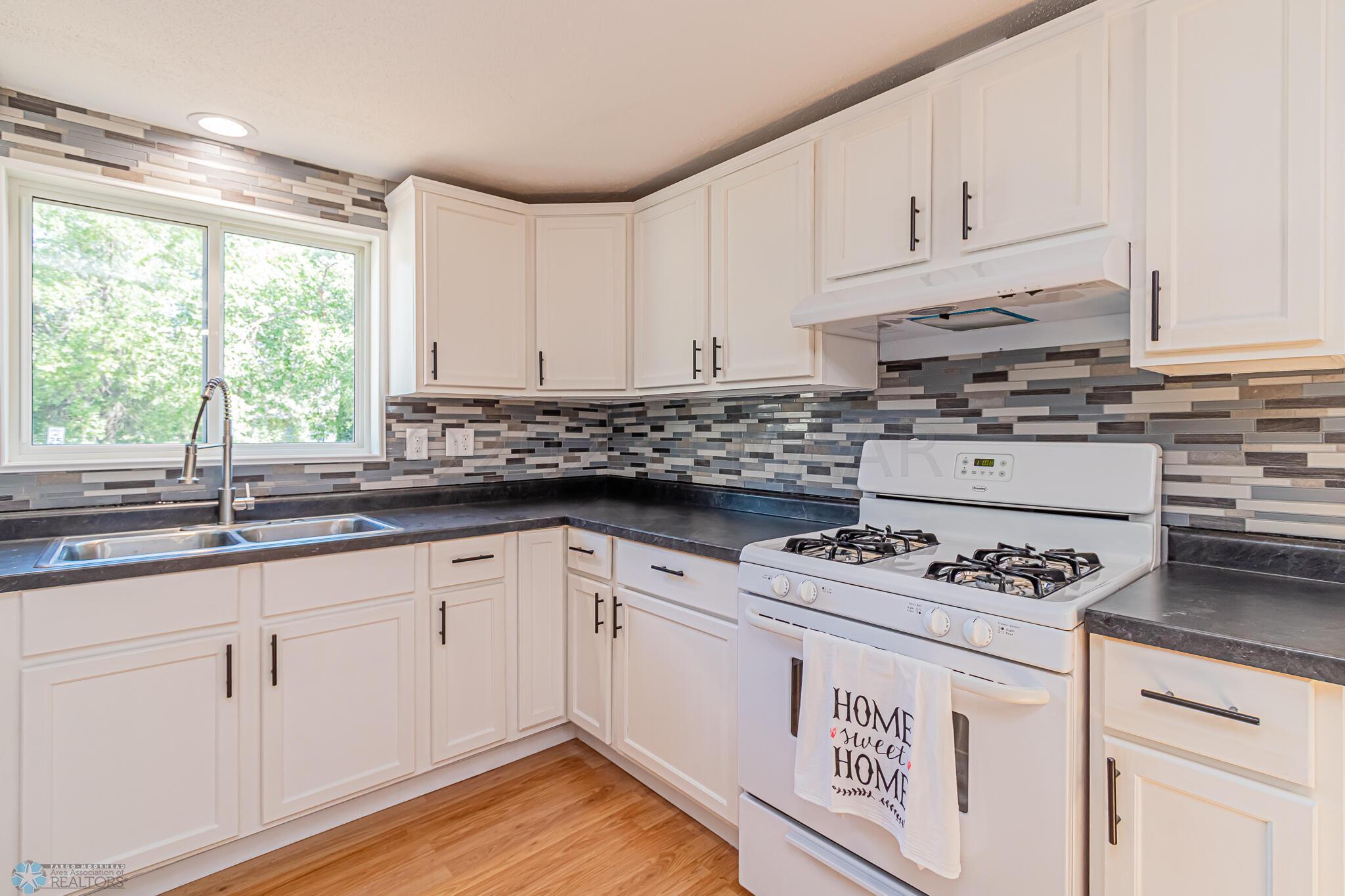 Kitchen_2