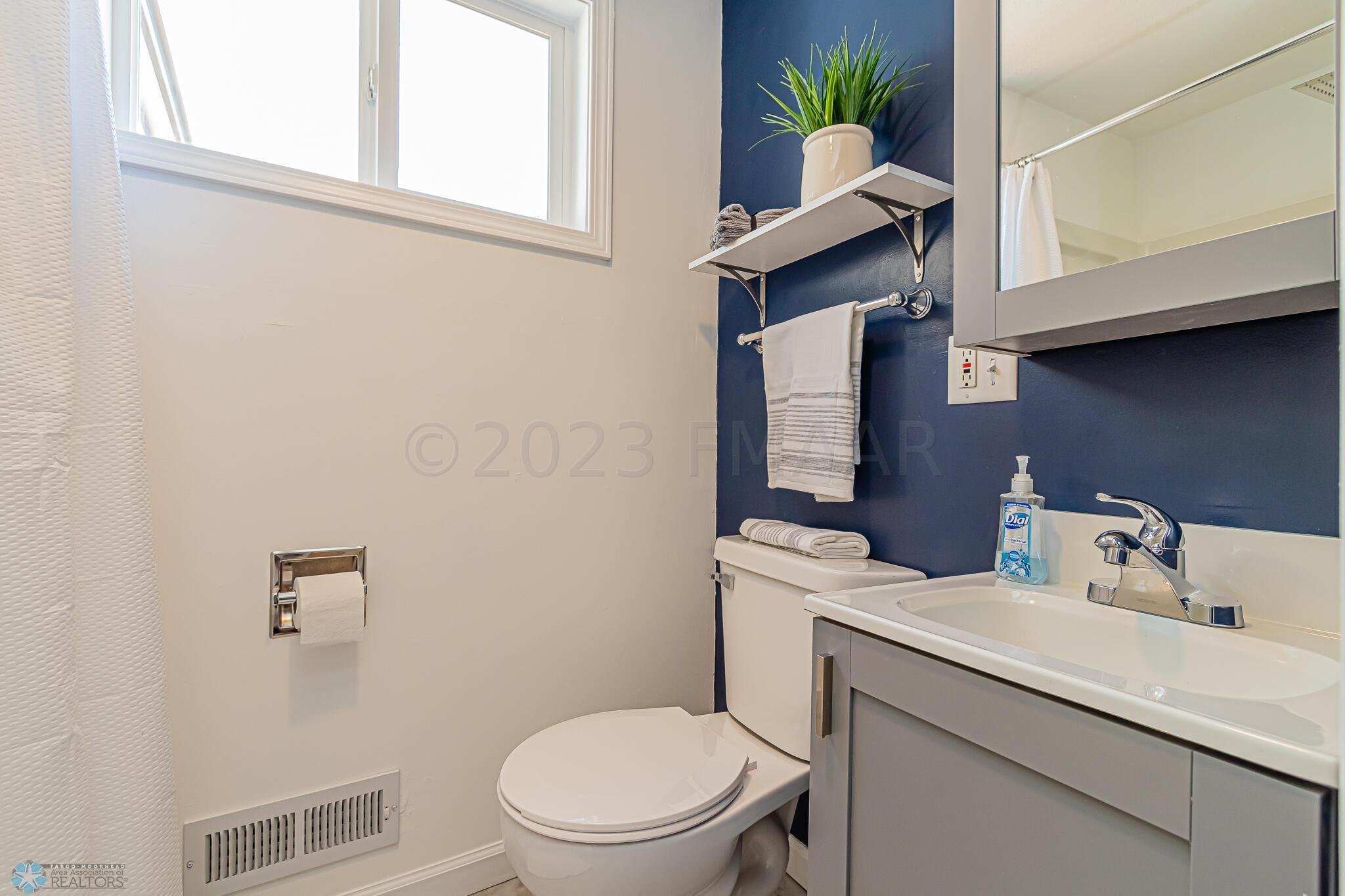 Bathroom1_1