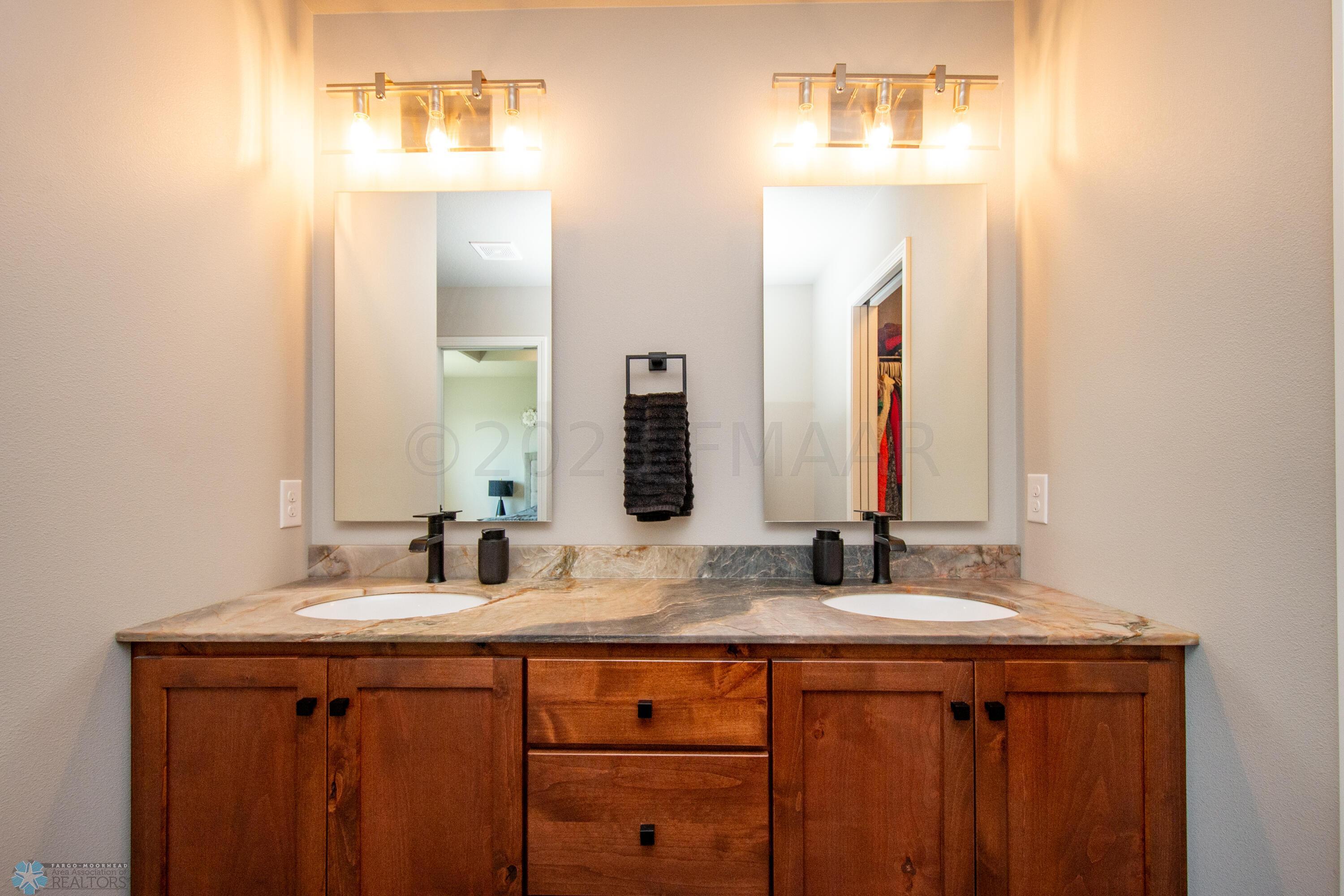 Primary Suite Bathroom