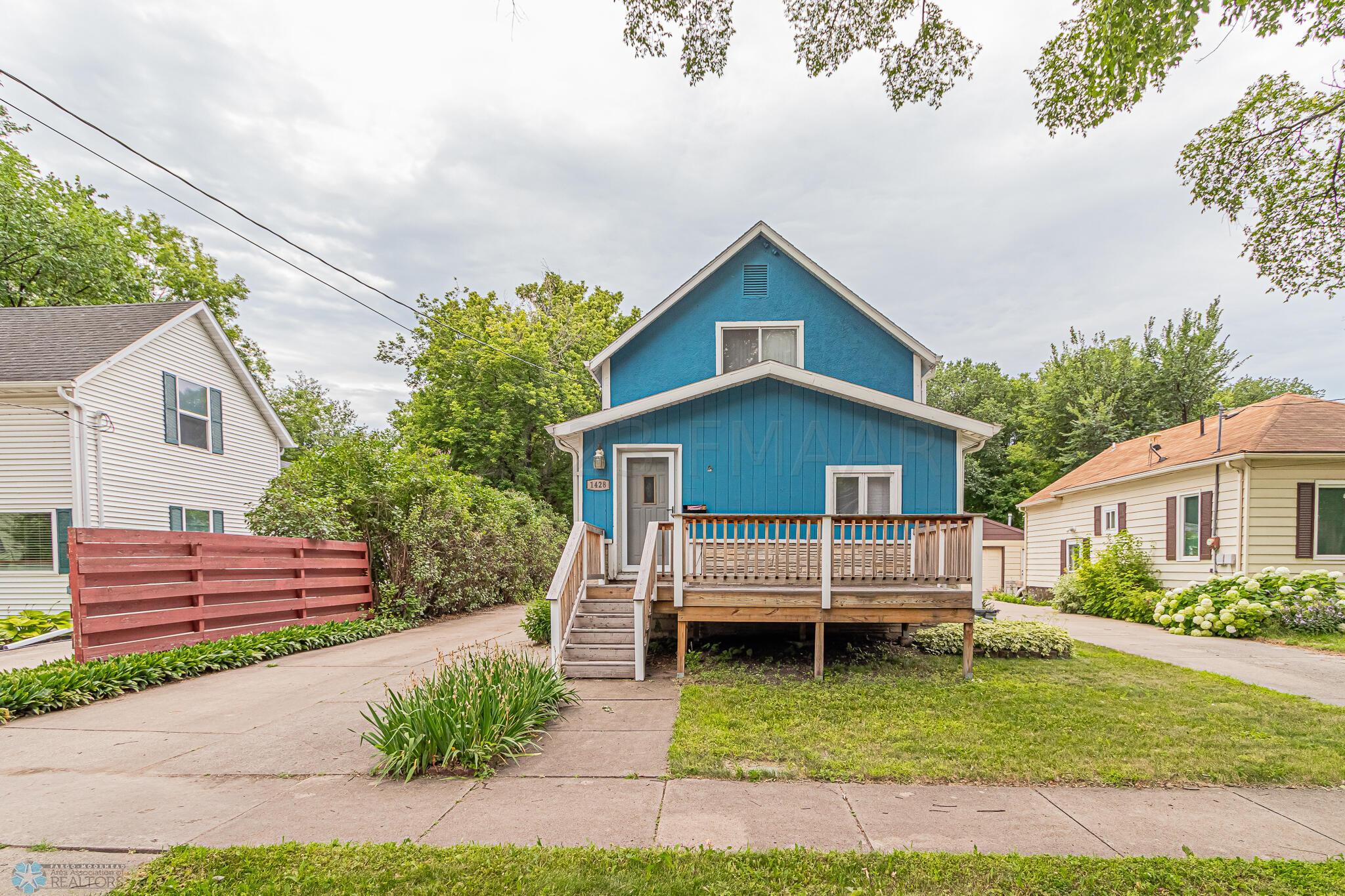 1428 2nd Ave S Fargo ND 58103 -43