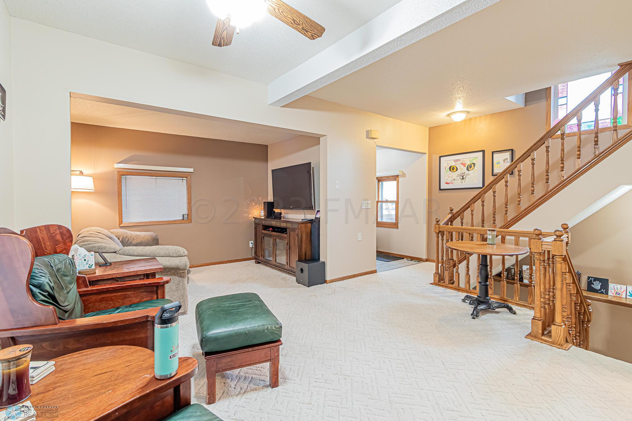 1428 2nd Ave S Fargo ND 58103 -15