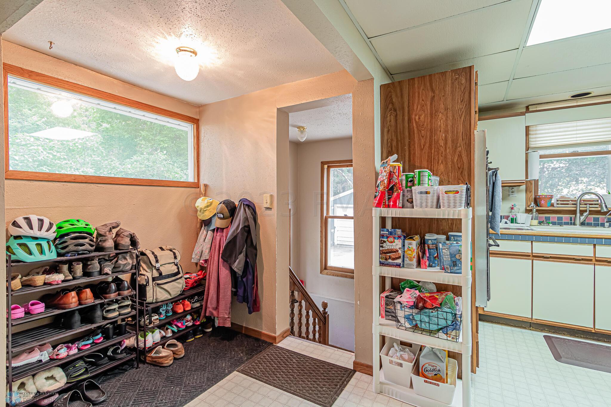1428 2nd Ave S Fargo ND 58103 -36