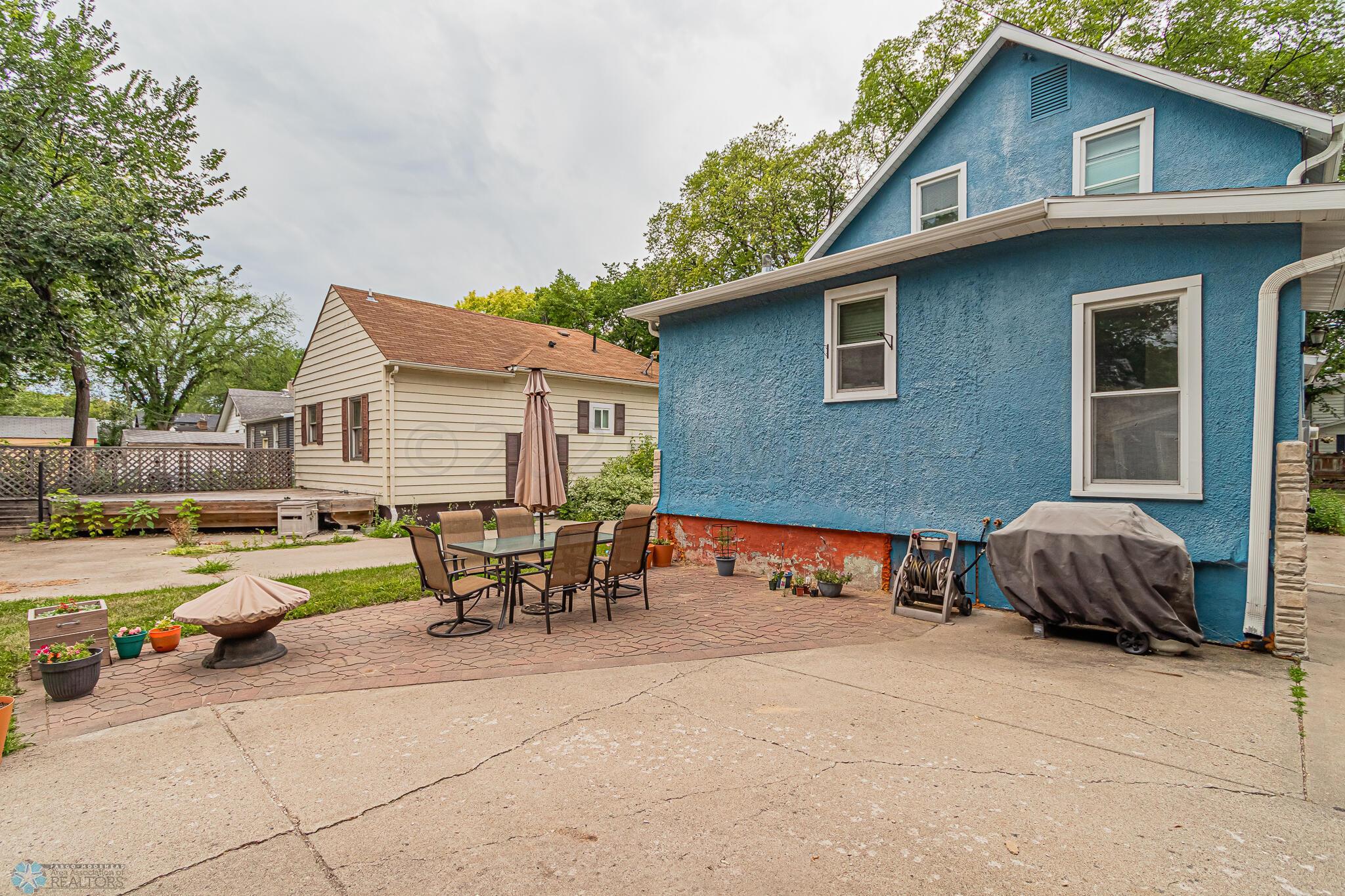 1428 2nd Ave S Fargo ND 58103 -39