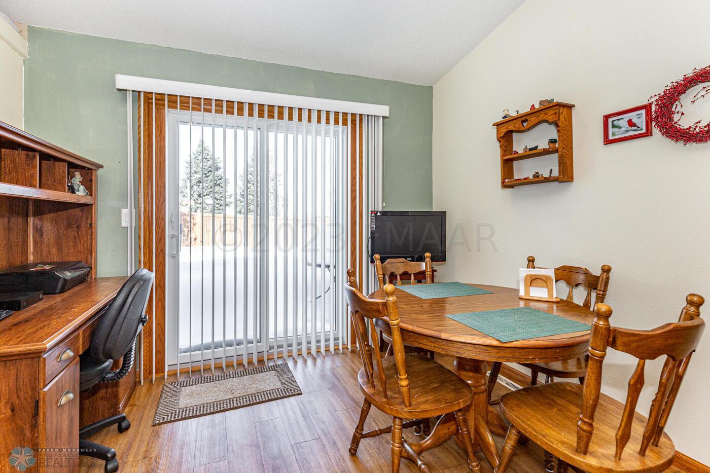 Home-12 (2)
