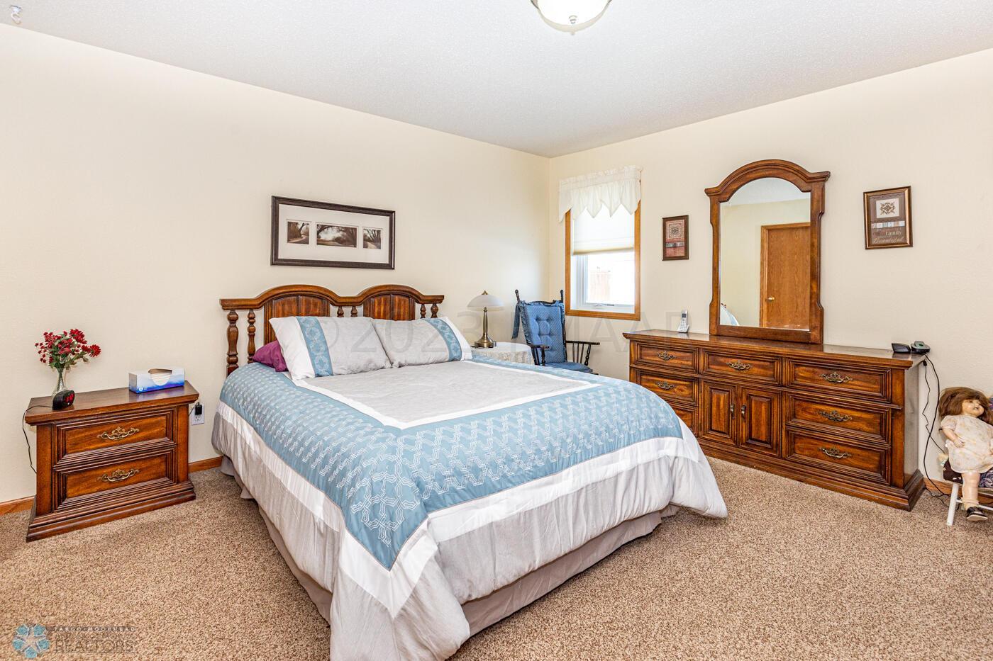Home-5 (2)