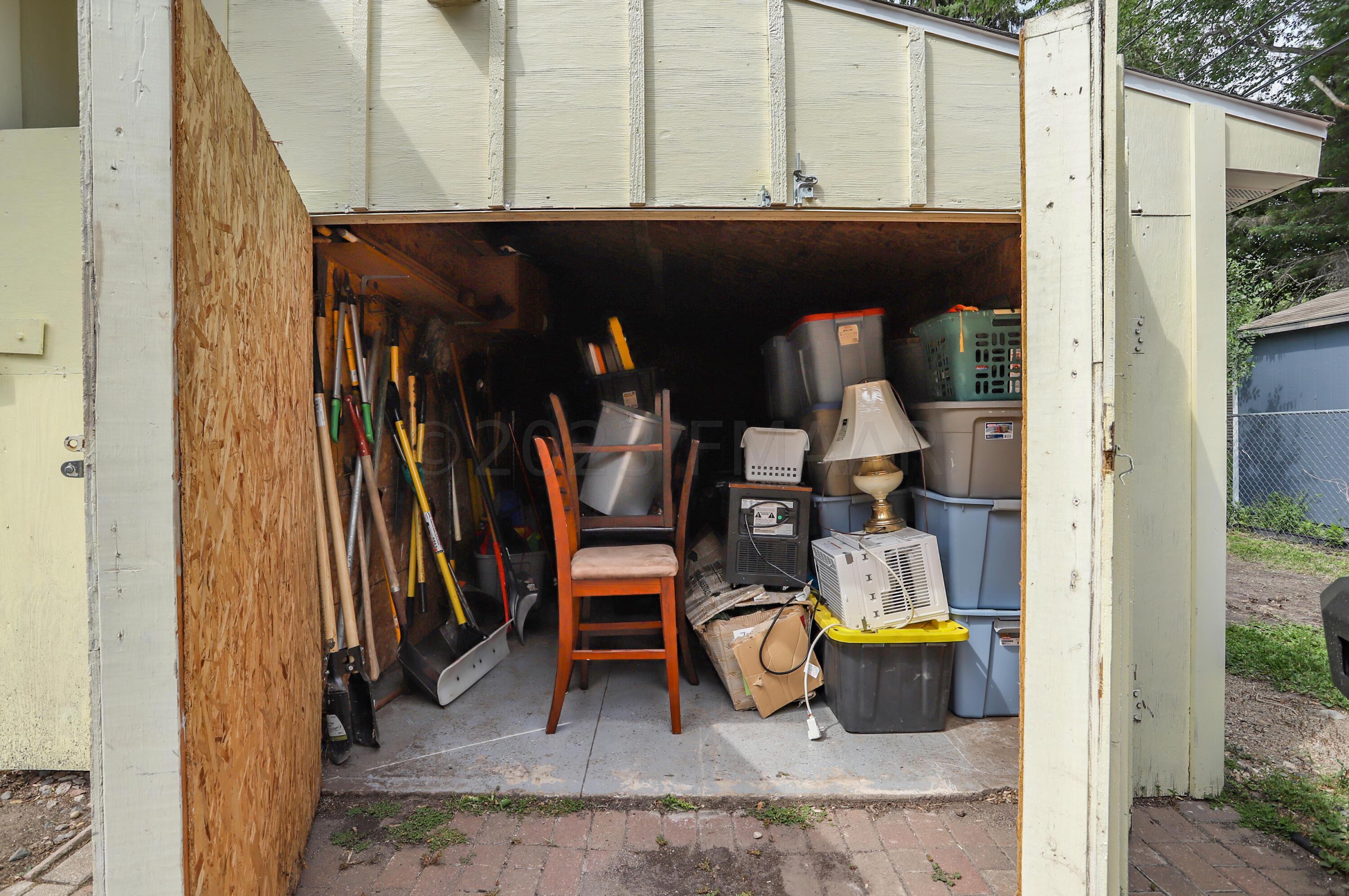 Storage shed