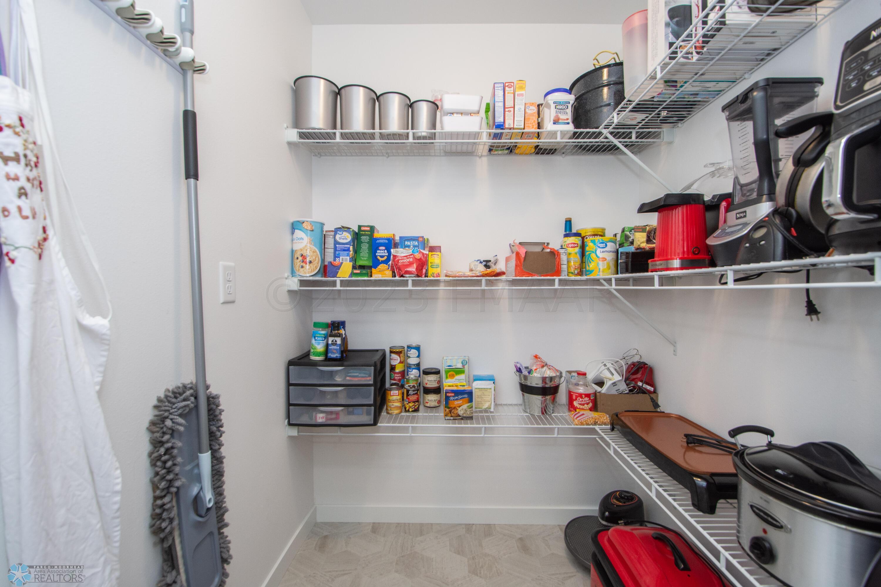 Walk-in Pantry