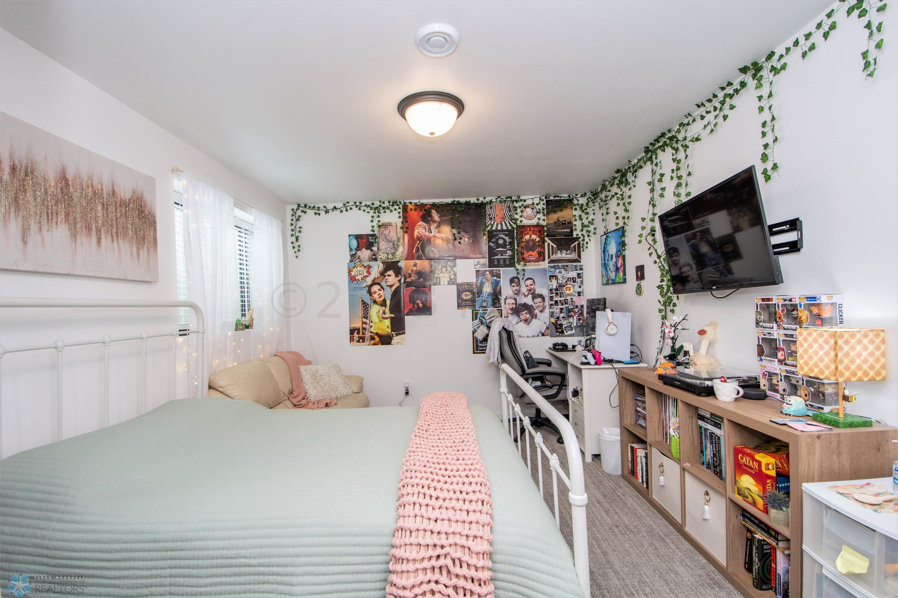 Bedroom 6