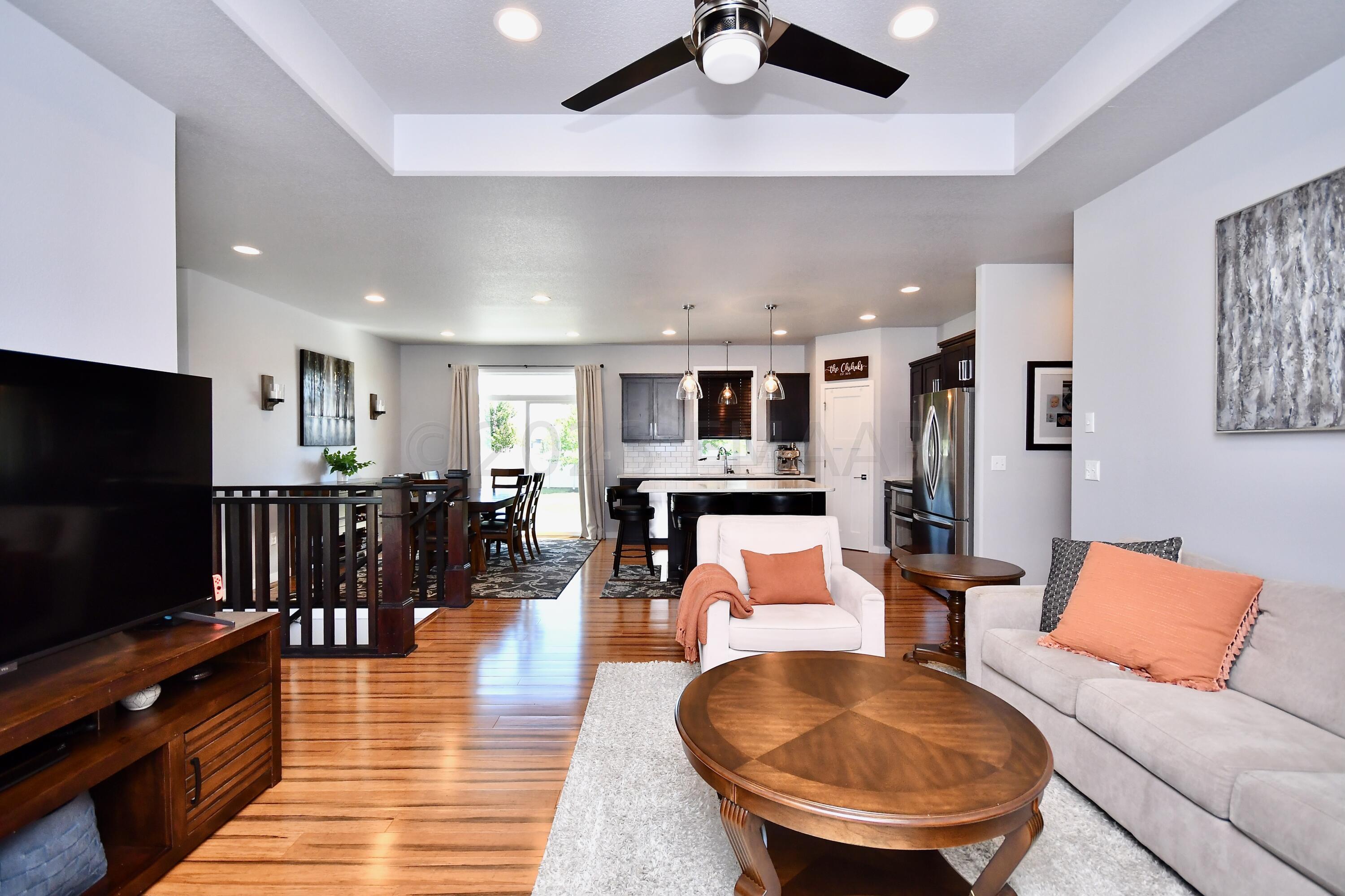 Living Room to Kitchen/Dining