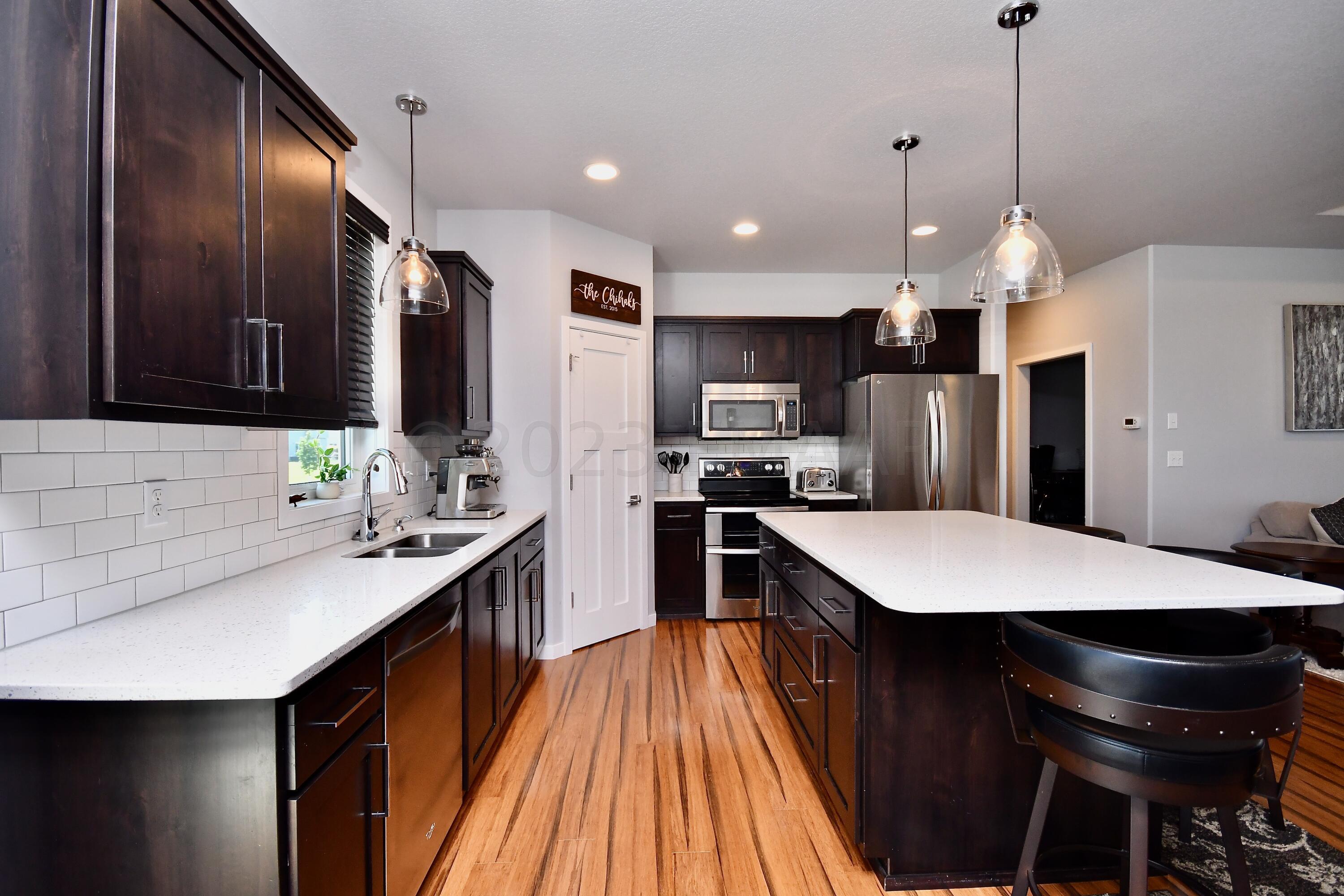 Kitchen w/Pantry