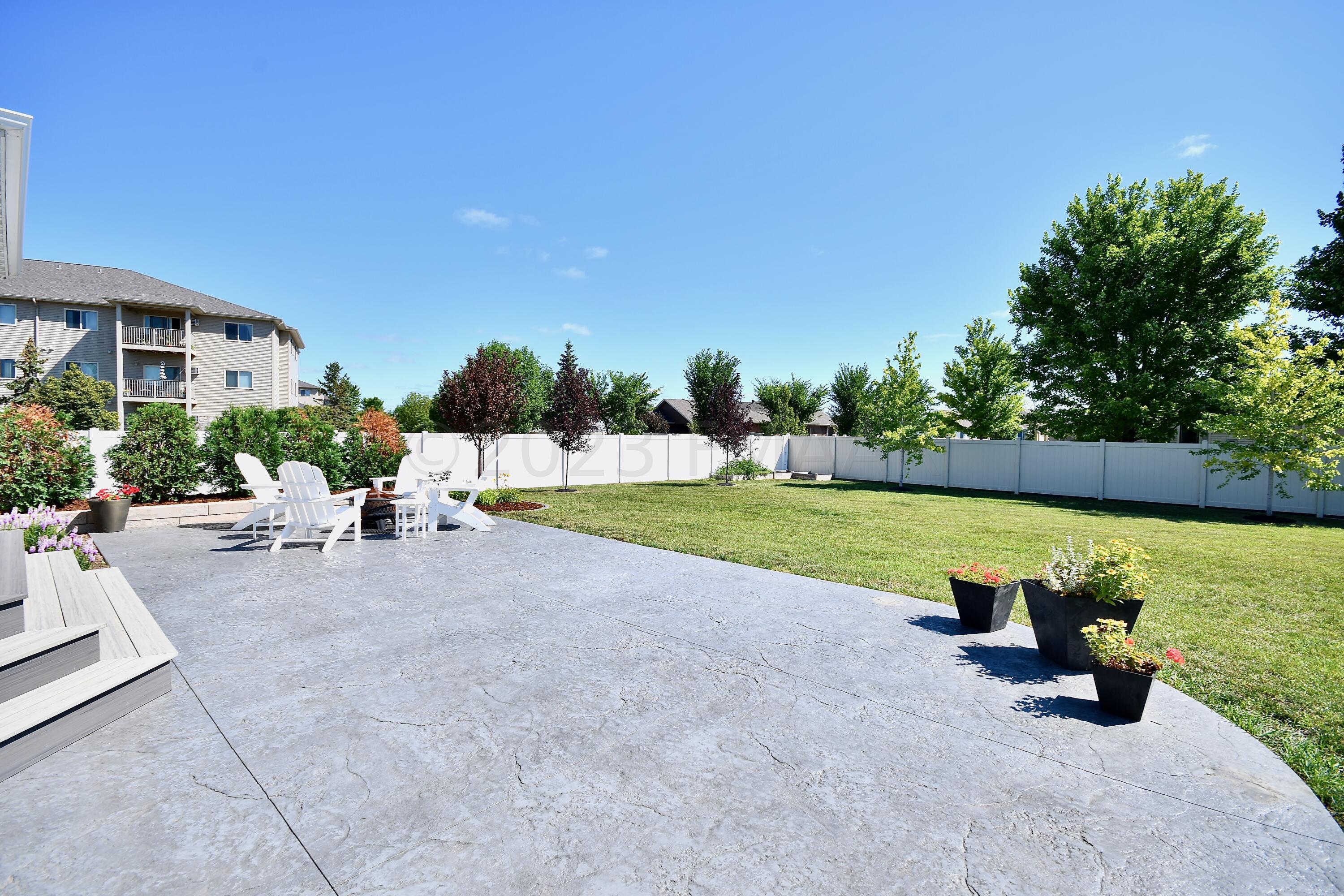 Views to Backyard with Privacy Fence