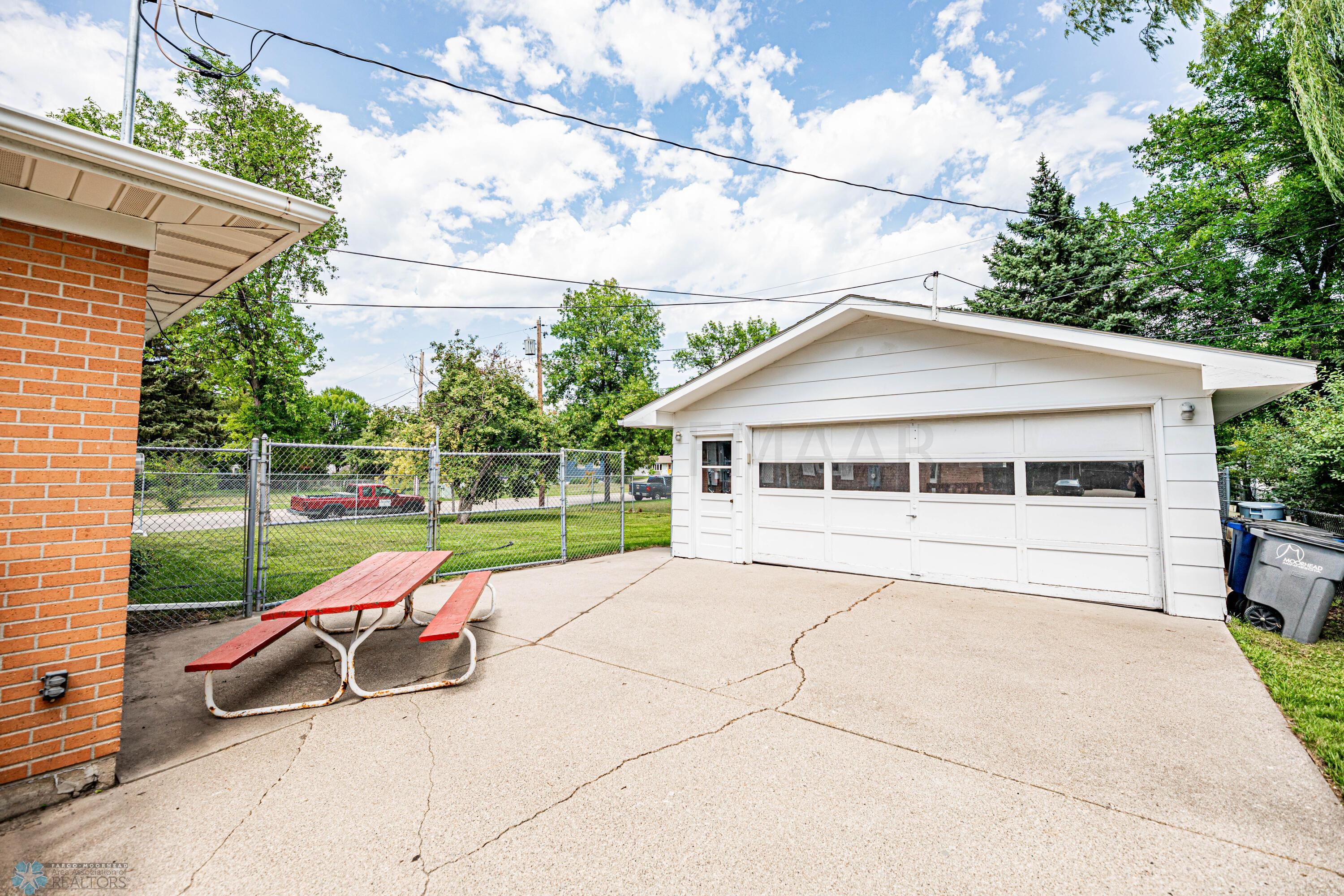 2 Stall Garage