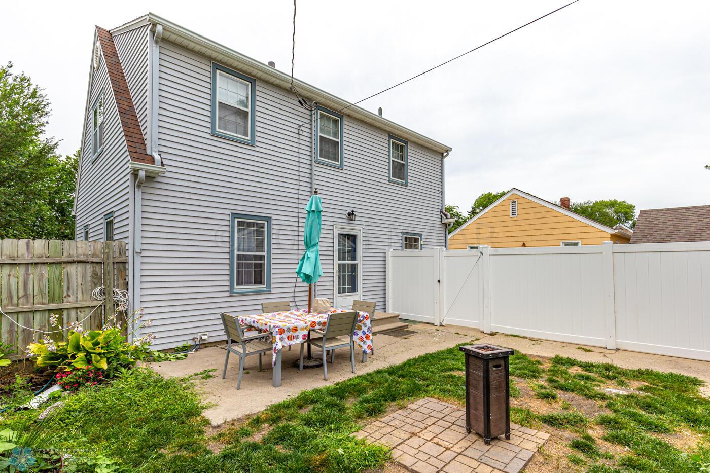 Patio & Firepit Pad