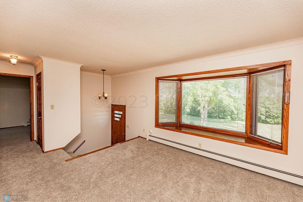 Living Room & Foywer