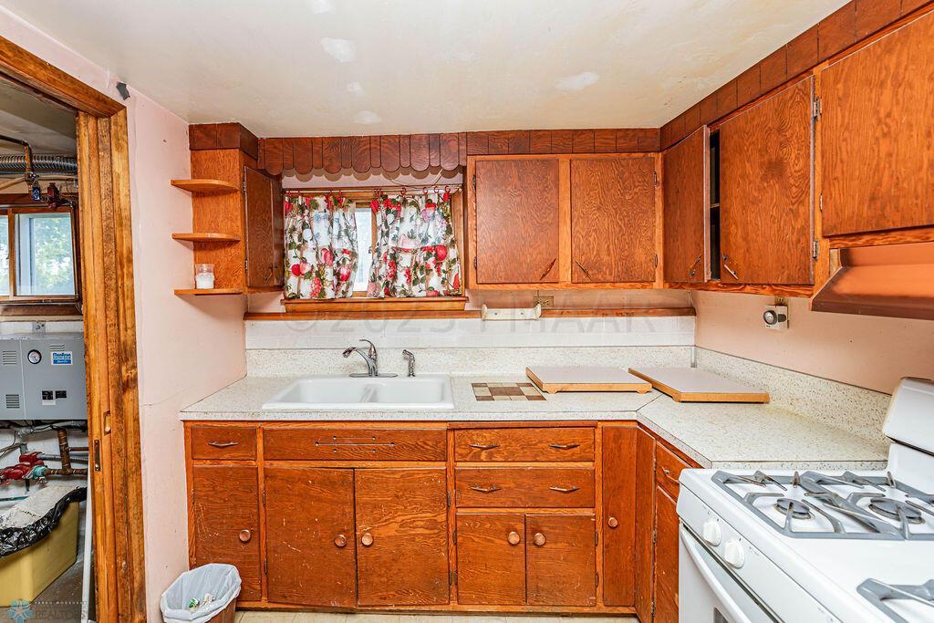 2nd Kitchen