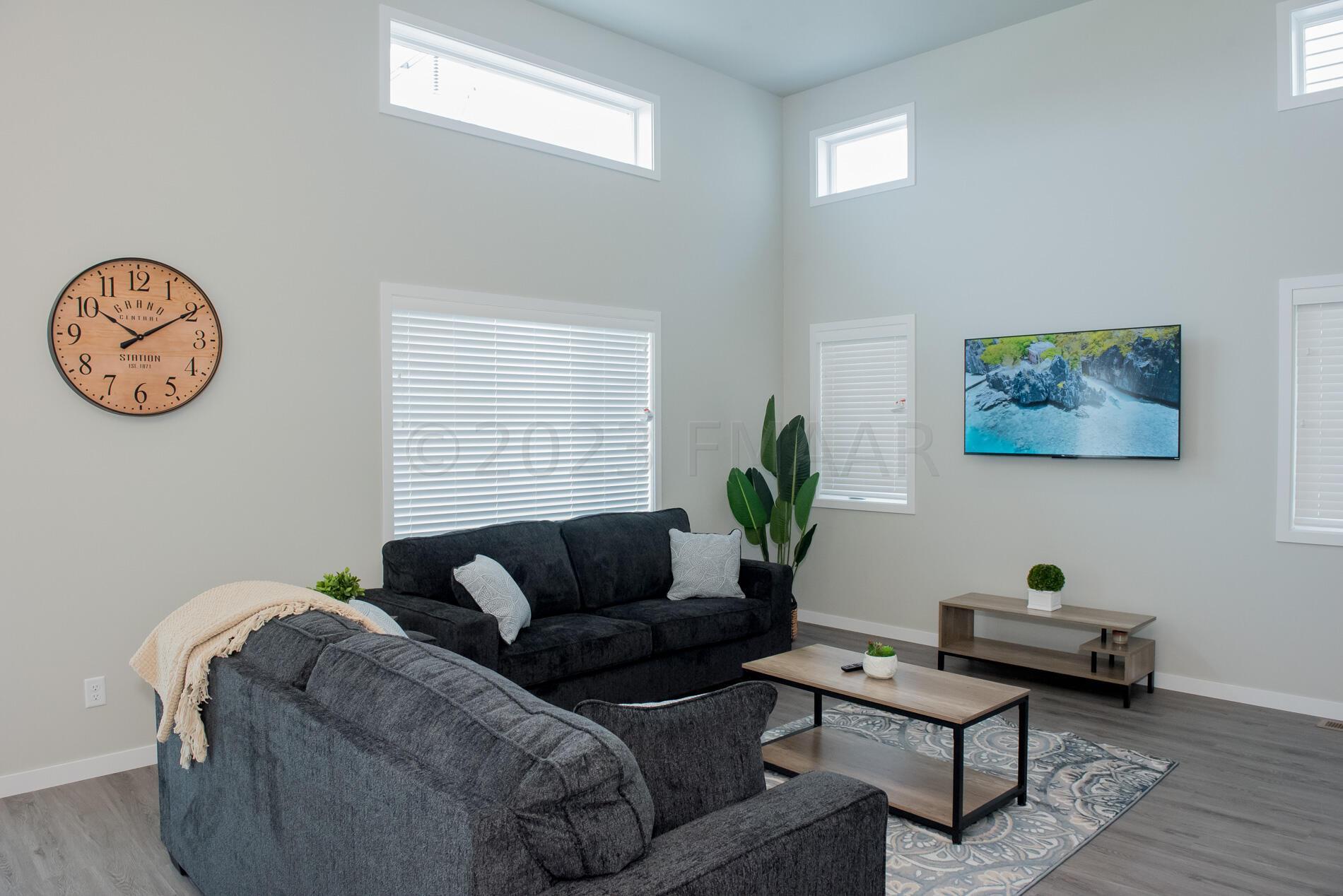 Living Room 4
