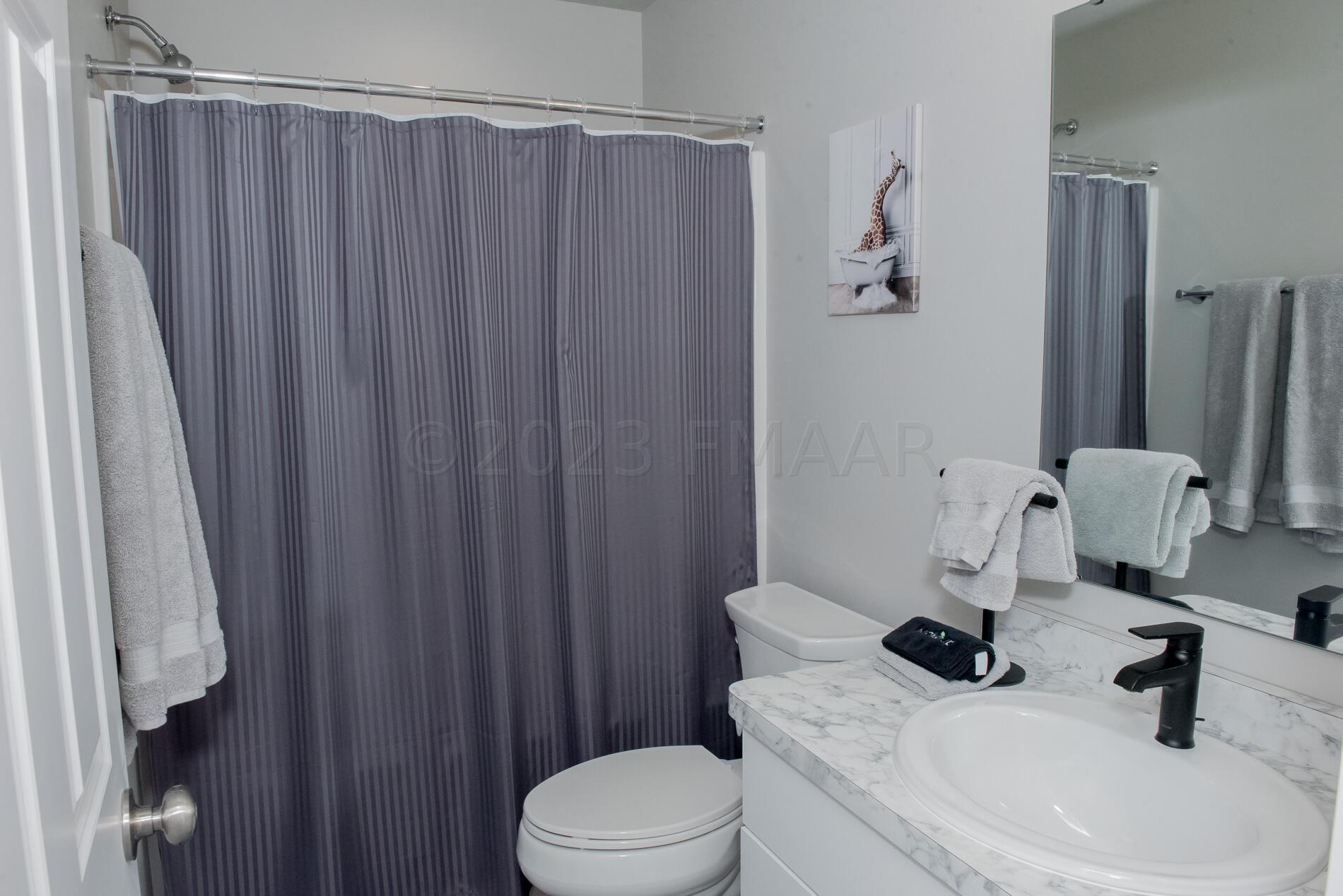Basement Bath 2-1