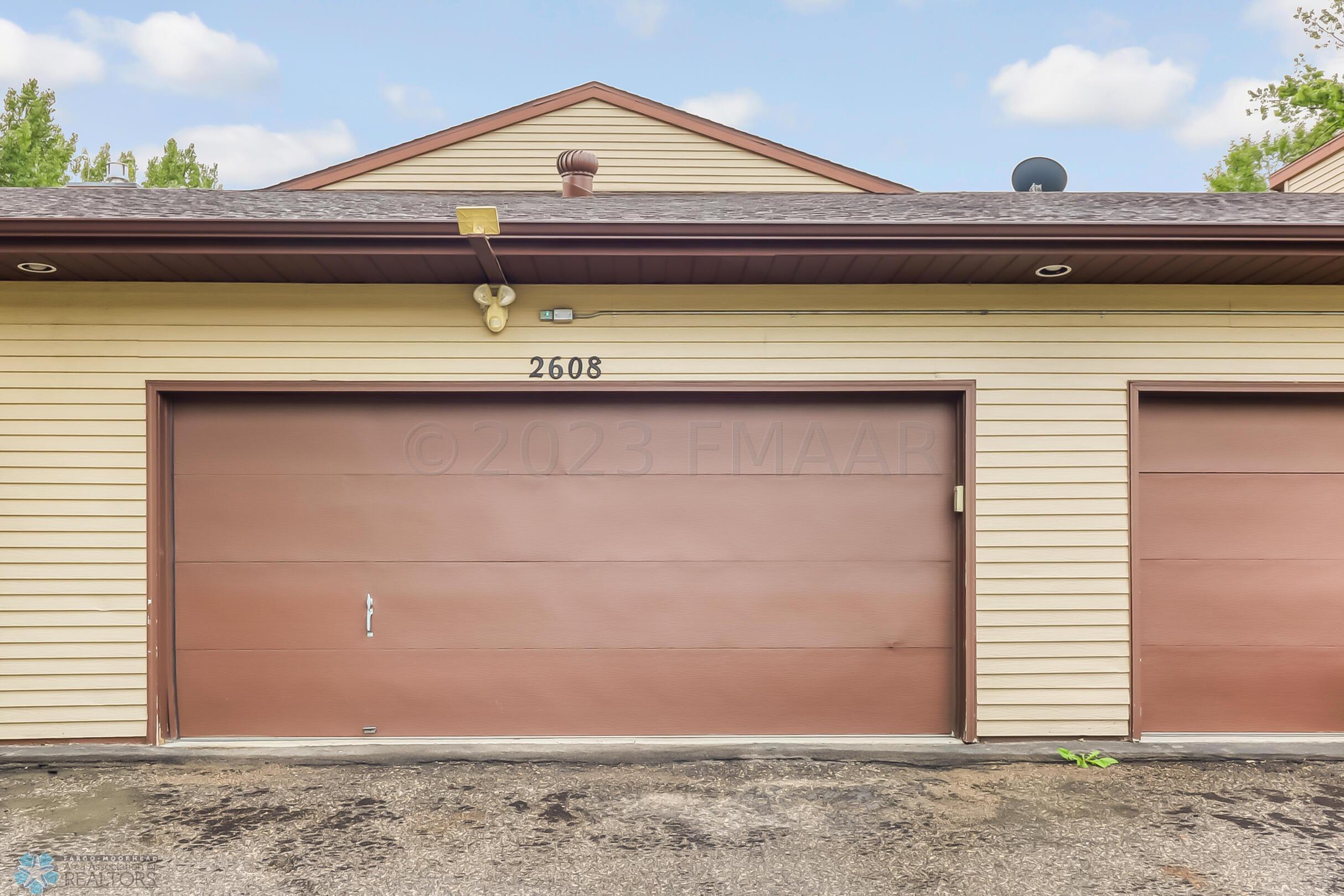 Garage_exterior
