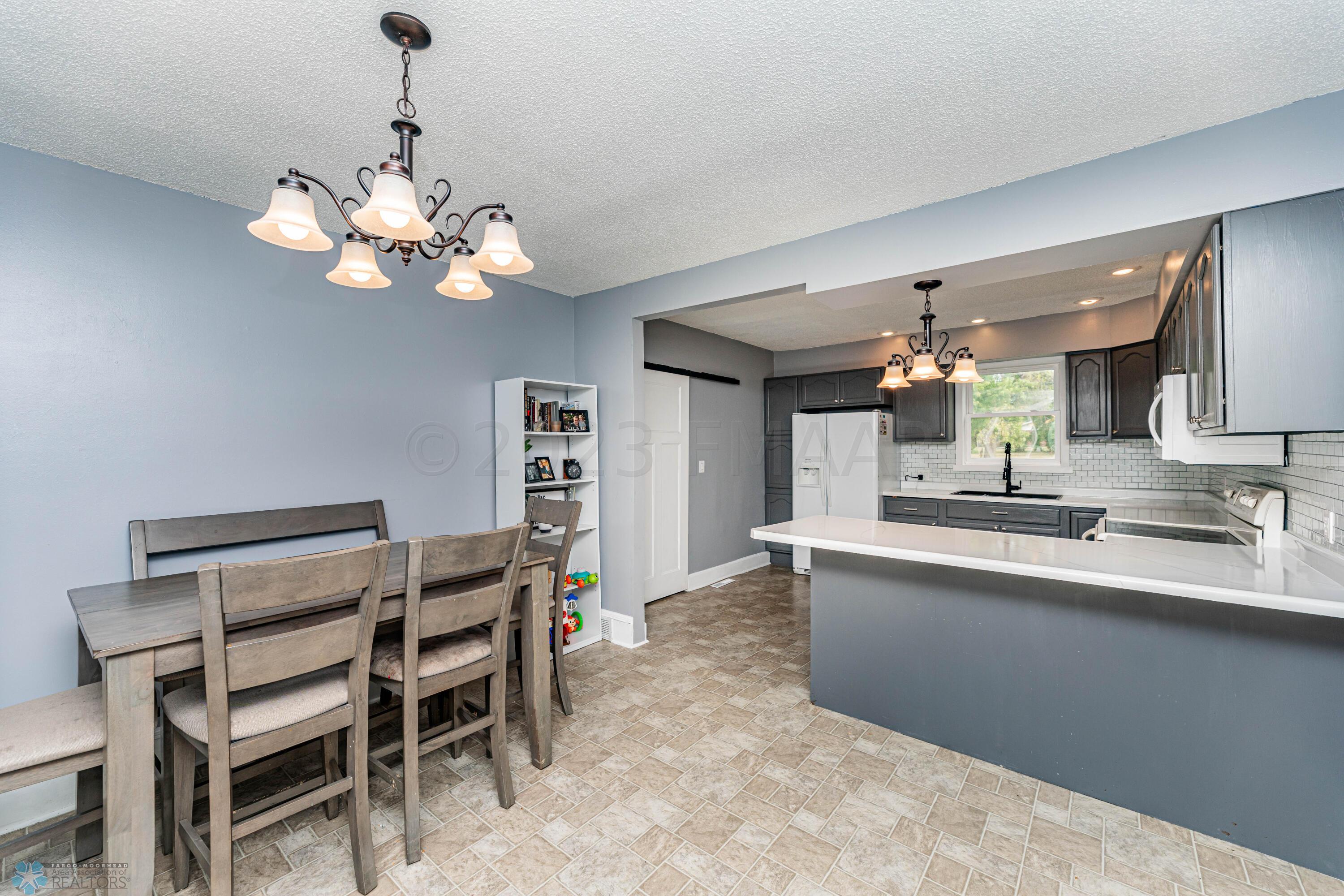 Kitchen/Dining