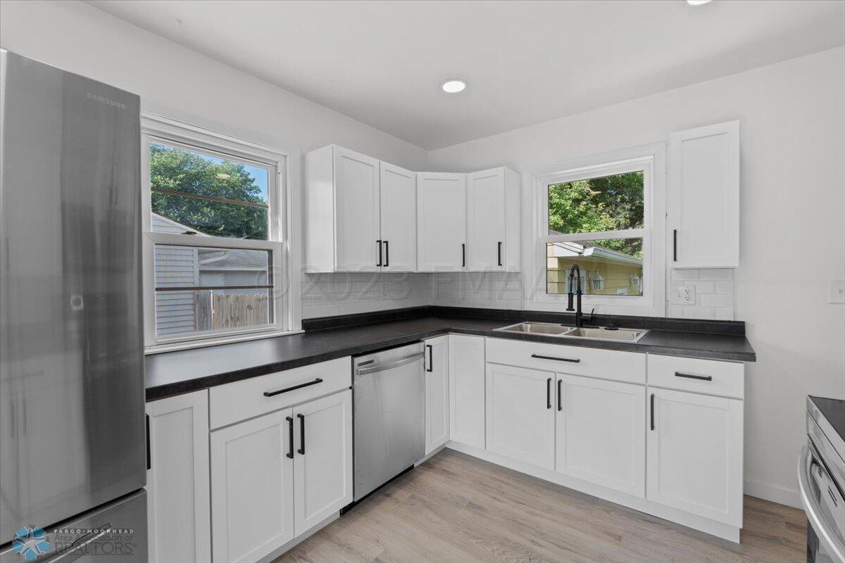 19-1219 12th St N MHD-19
