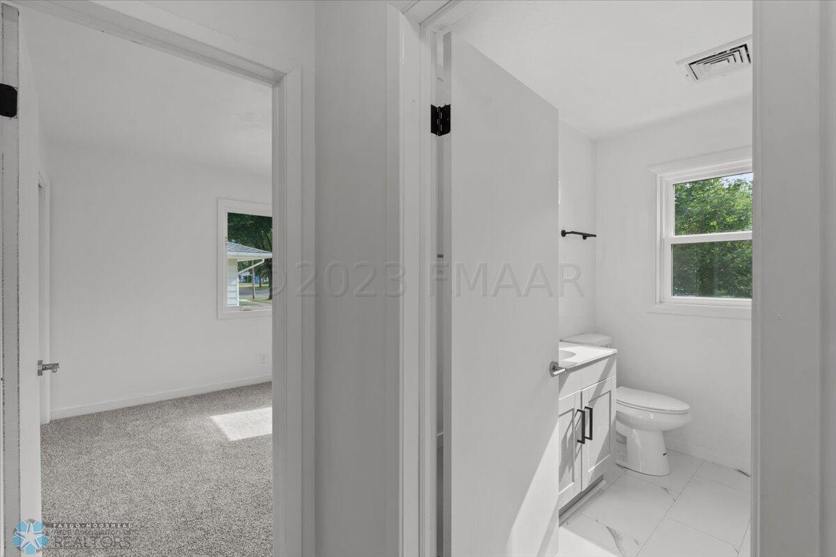 27-1219 12th St N MHD-27