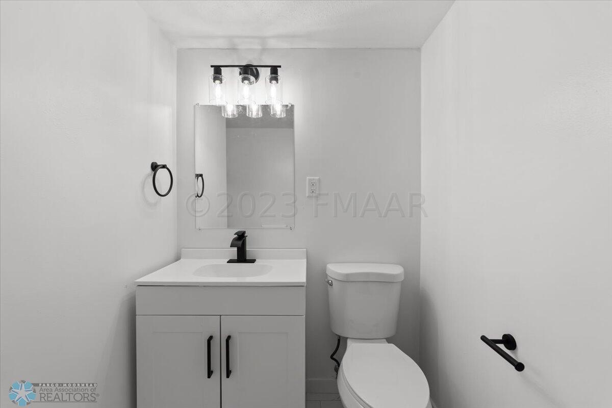 40-1219 12th St N MHD-40