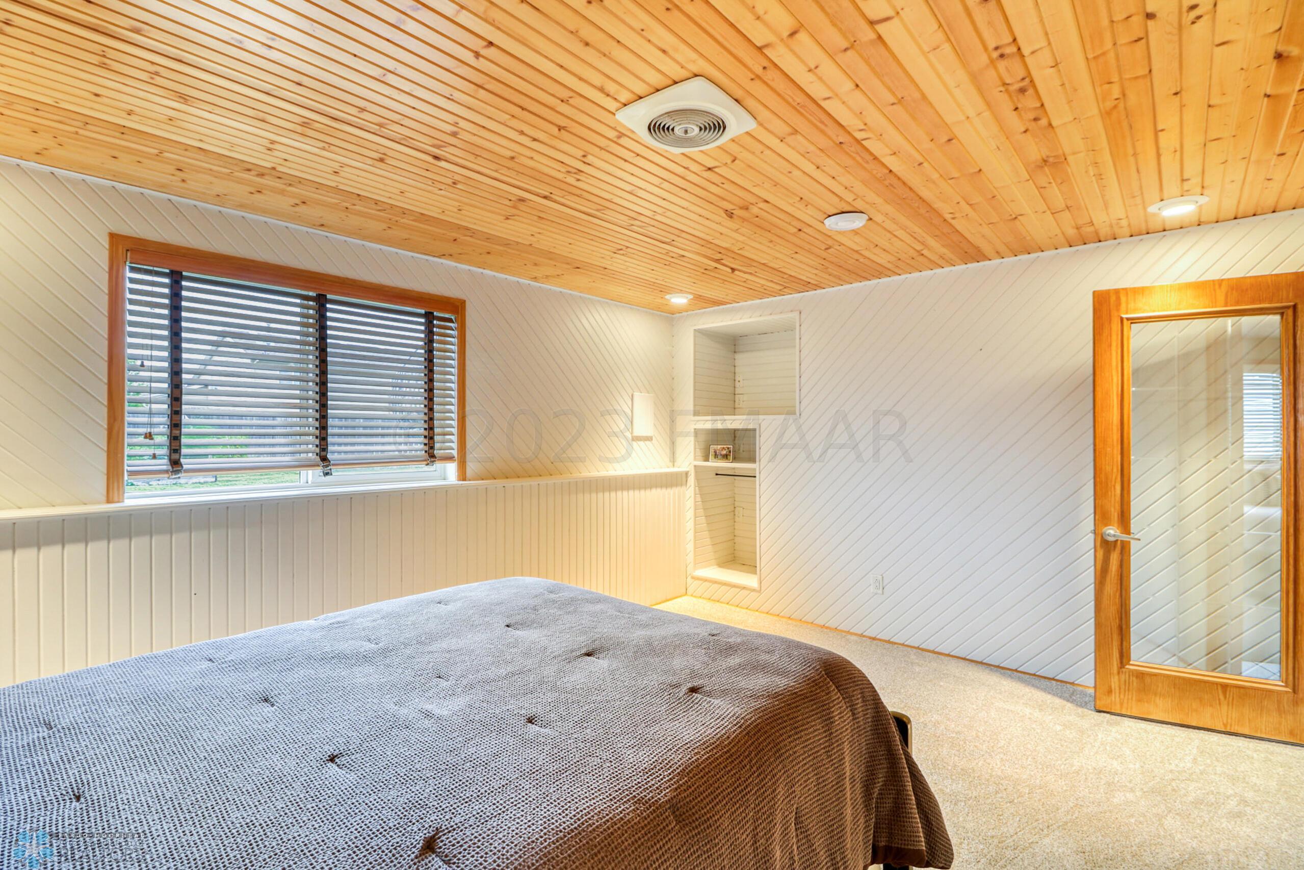 Basement Bedroom2_2