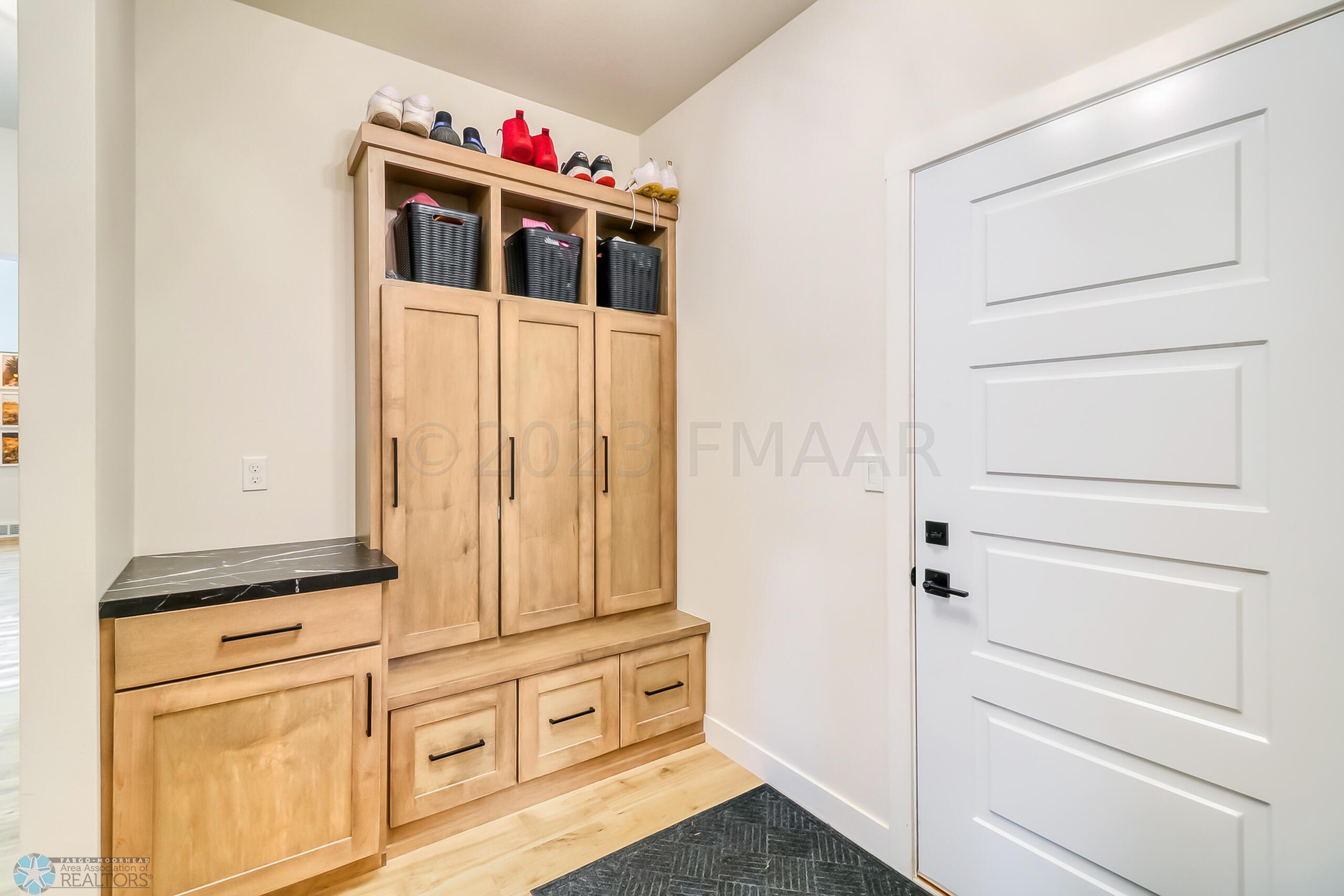 Mudroom1_2