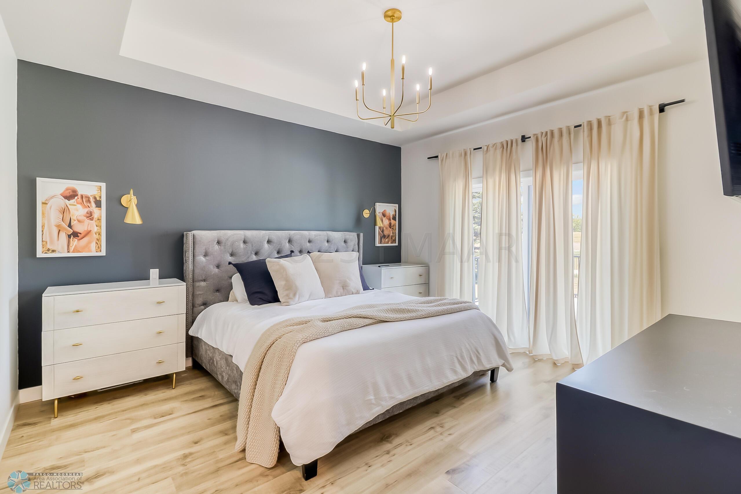 Primary Bedroom1_1