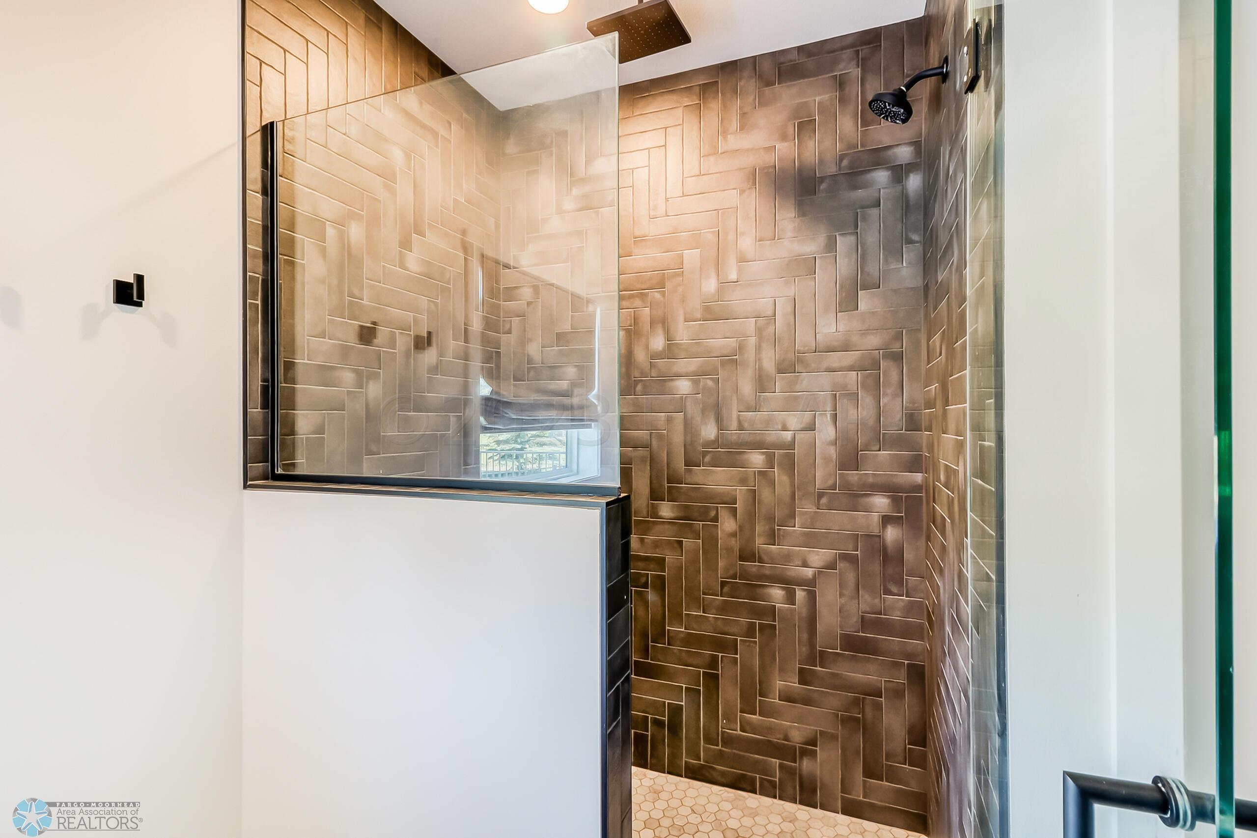 Primary Bathroom1_2
